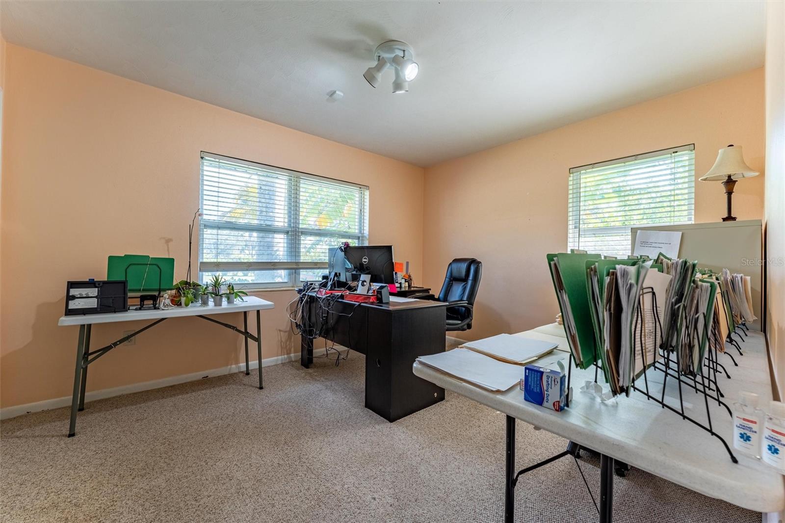 Image 41 of 62 For 5311 36th Avenue E