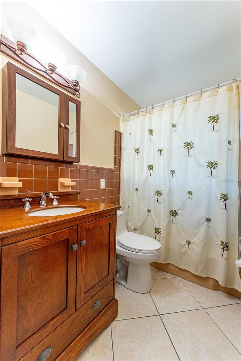 Image 47 of 62 For 5311 36th Avenue E
