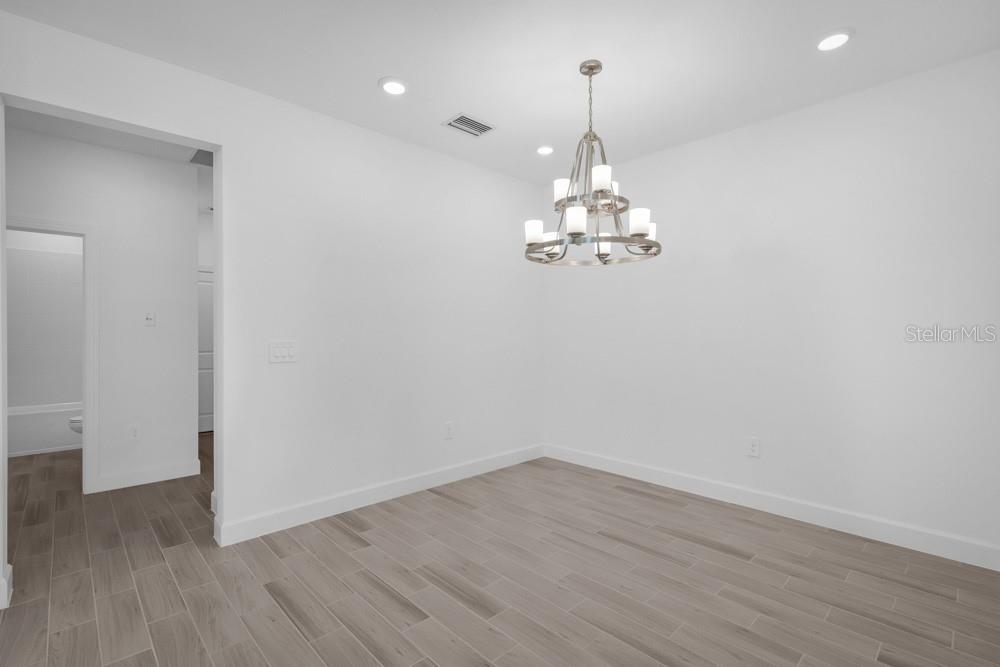 Image 16 of 48 For 16048 Ivy Ridge Court