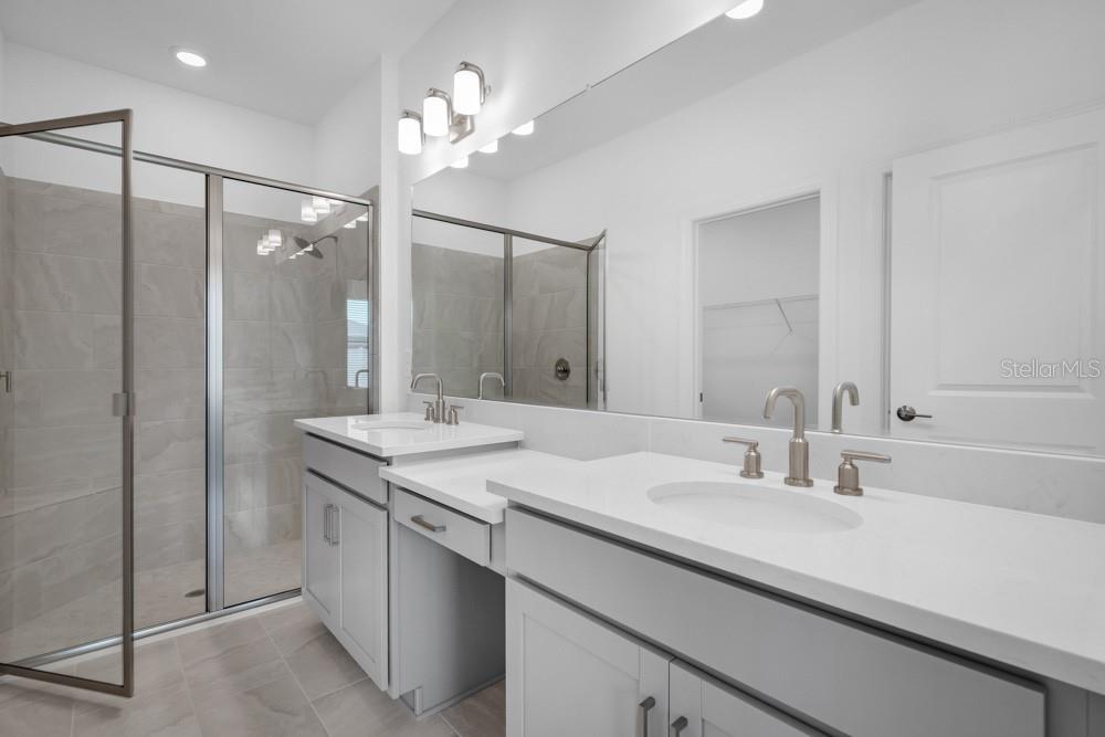 Image 19 of 48 For 16048 Ivy Ridge Court