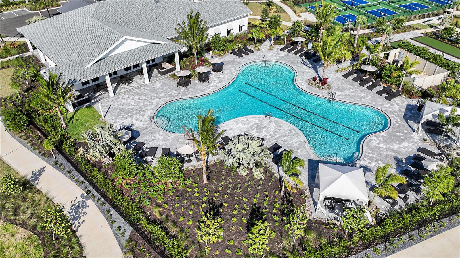 Image 39 of 48 For 16048 Ivy Ridge Court