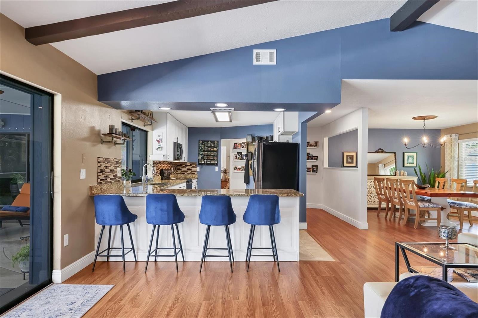 Image 11 of 58 For 3636 Torrey Pines Boulevard