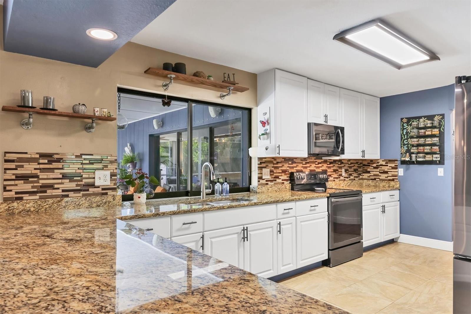 Image 12 of 58 For 3636 Torrey Pines Boulevard