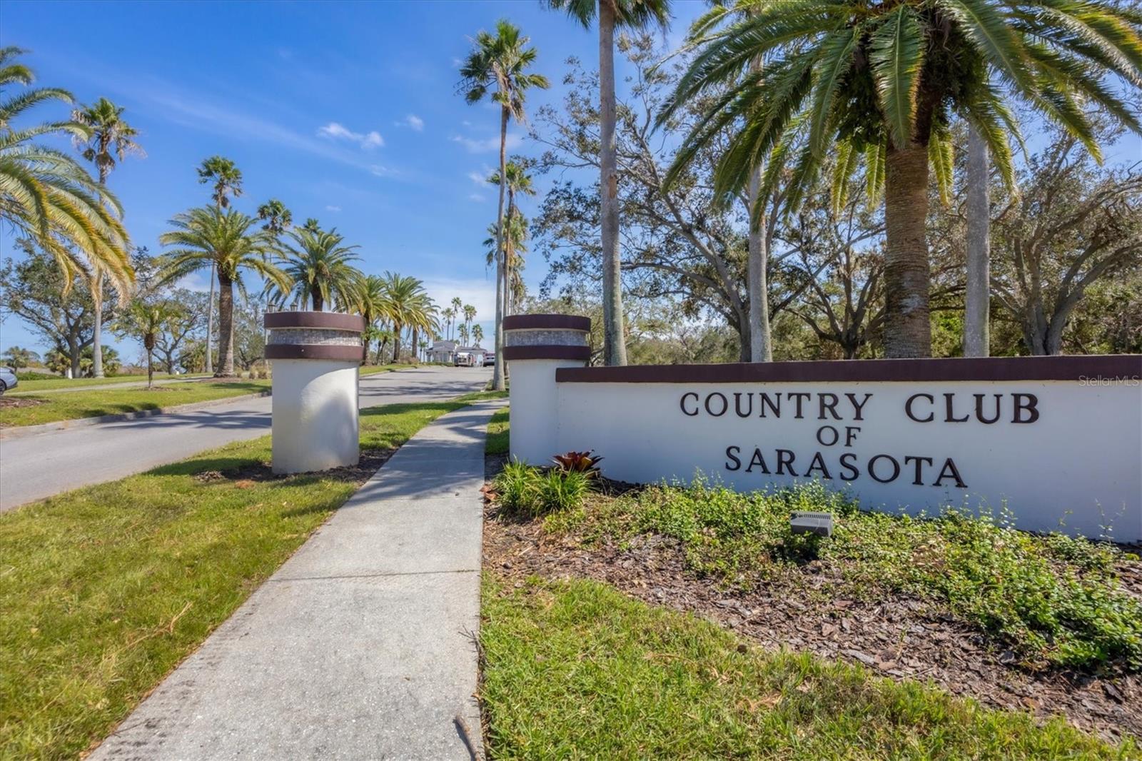 Image 2 of 58 For 3636 Torrey Pines Boulevard