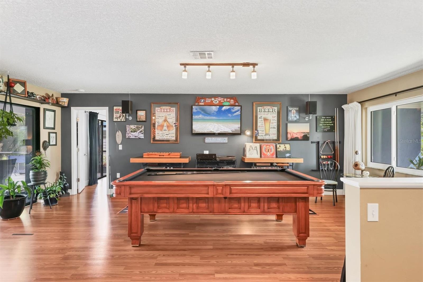 Image 8 of 58 For 3636 Torrey Pines Boulevard