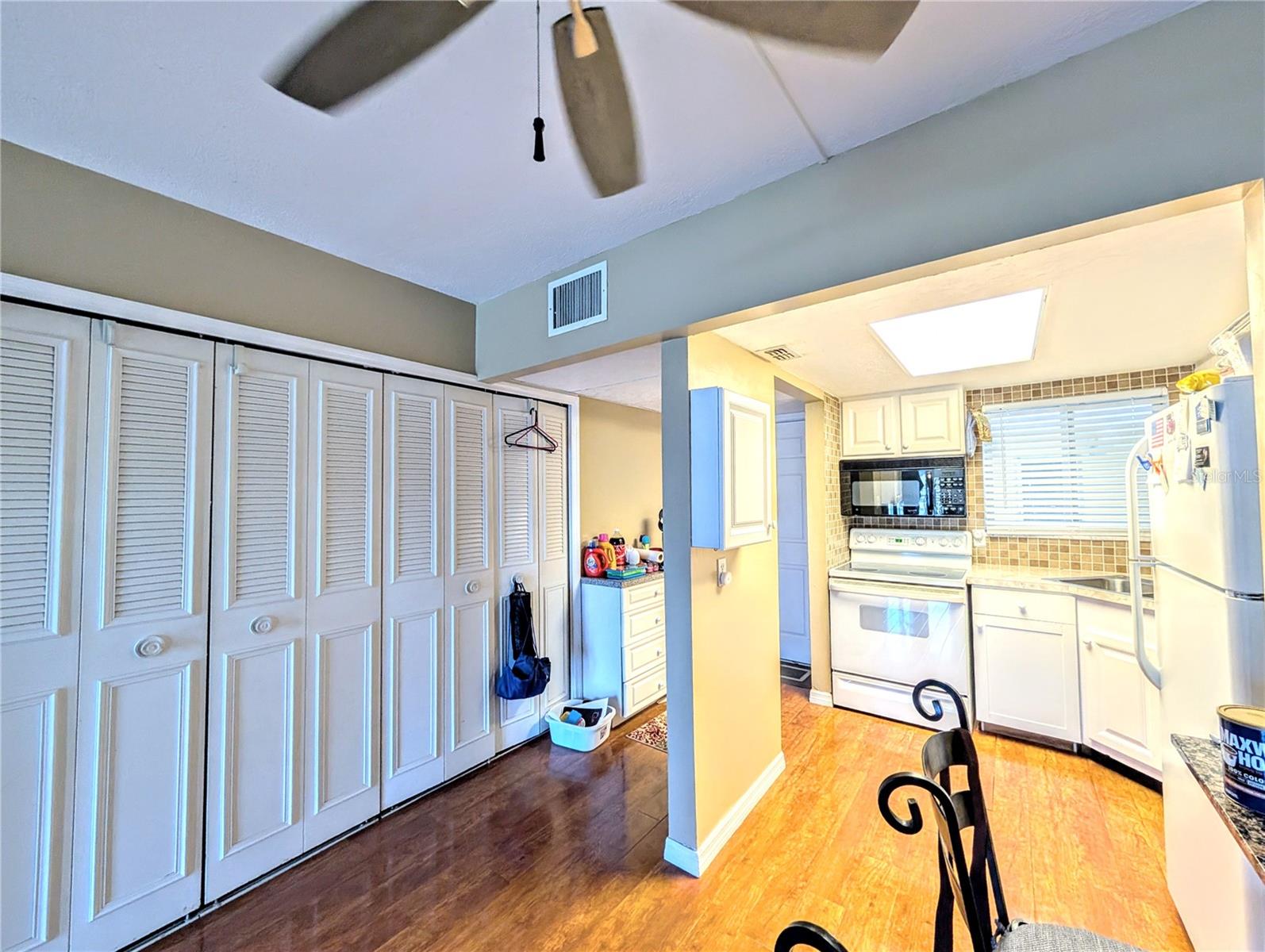 Image 15 of 17 For 1714 69th Avenue W C204