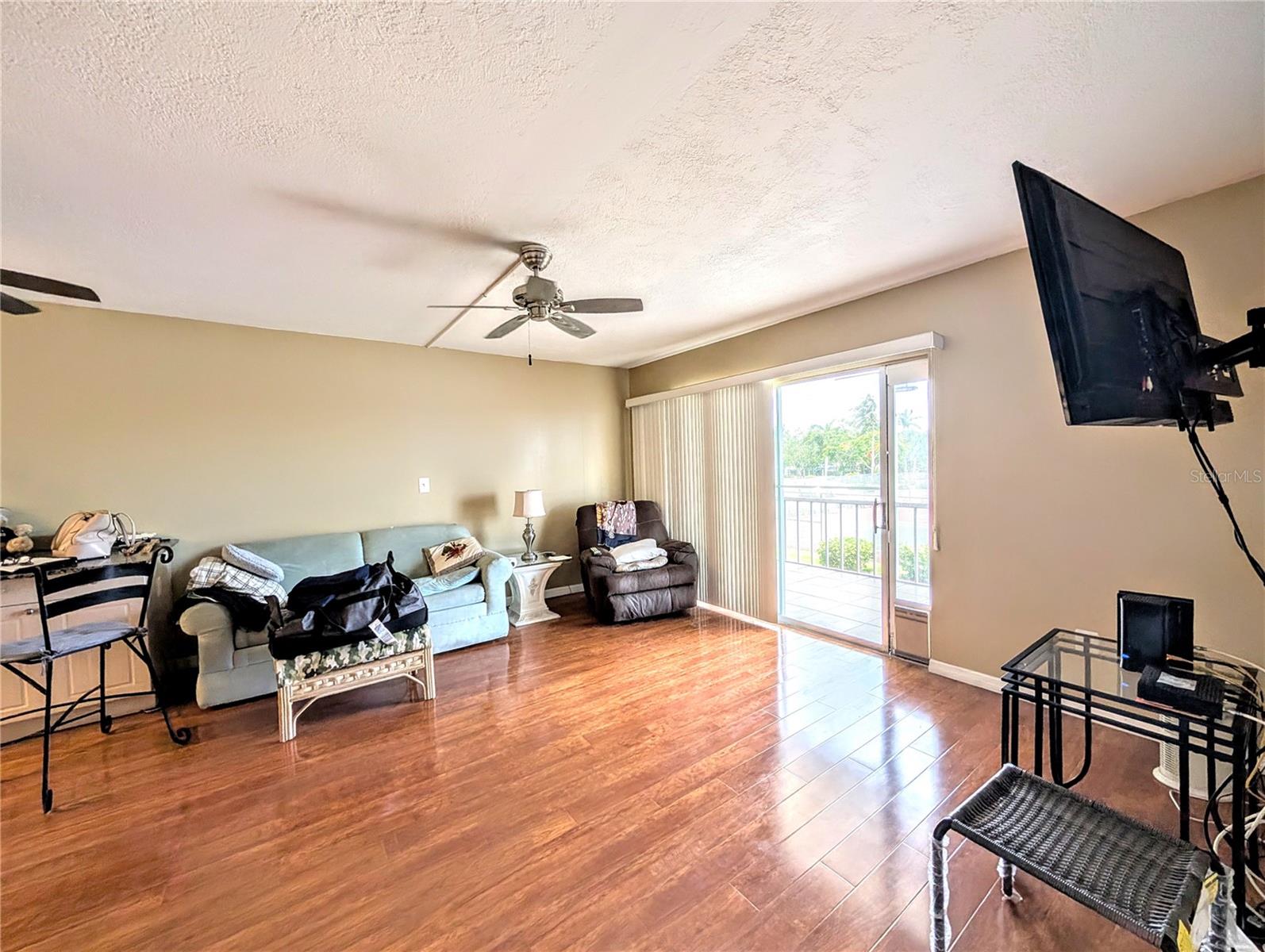Image 4 of 17 For 1714 69th Avenue W C204