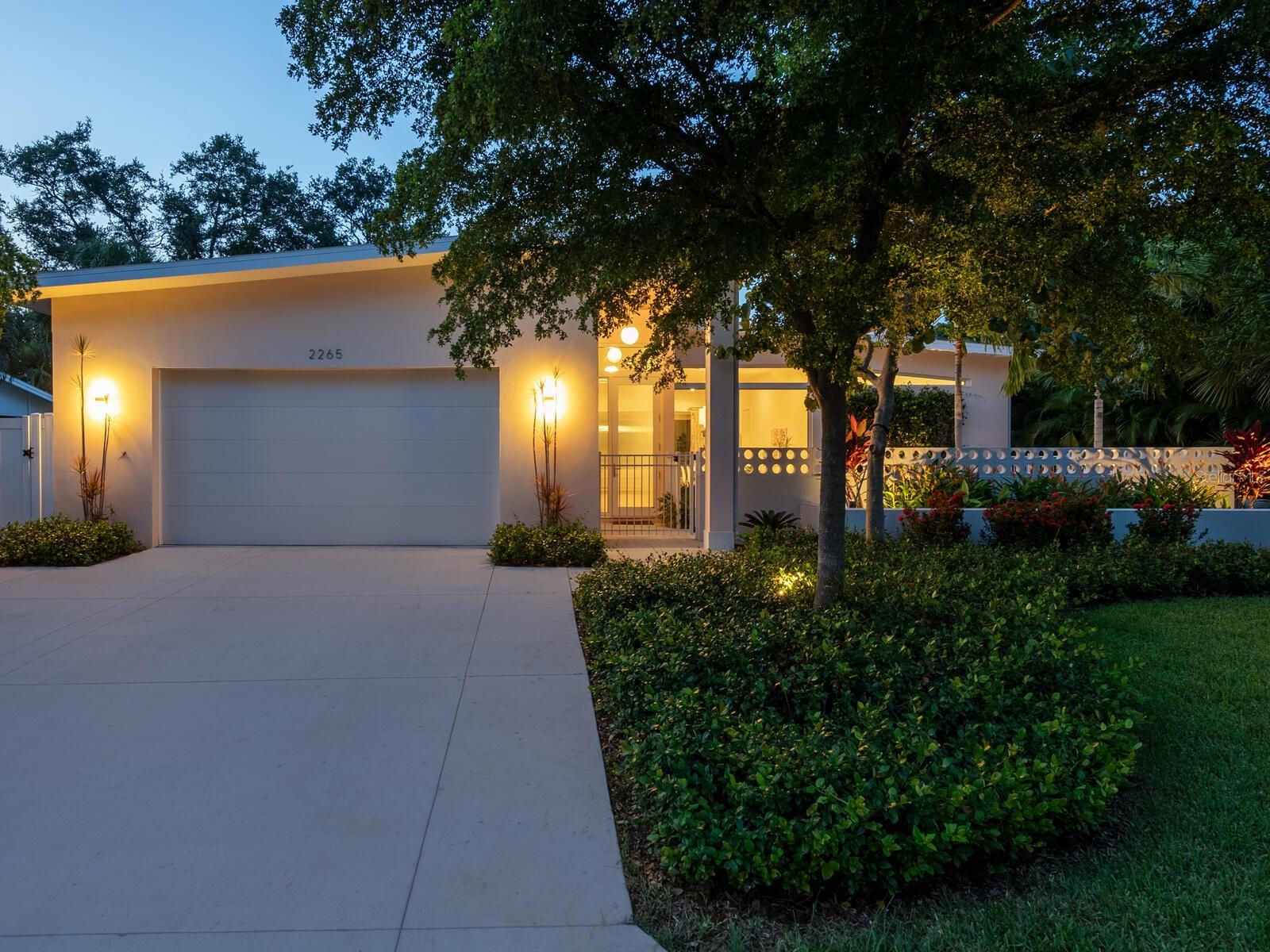 Image 40 of 62 For 2265 Clematis Street
