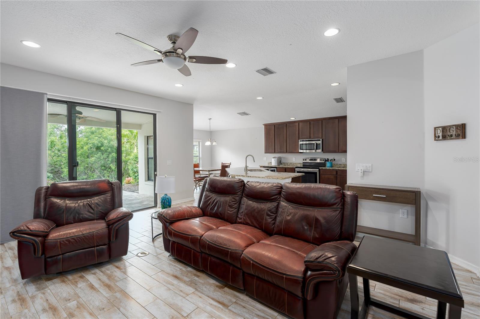 Image 12 of 39 For 9236 Raes Creek Place