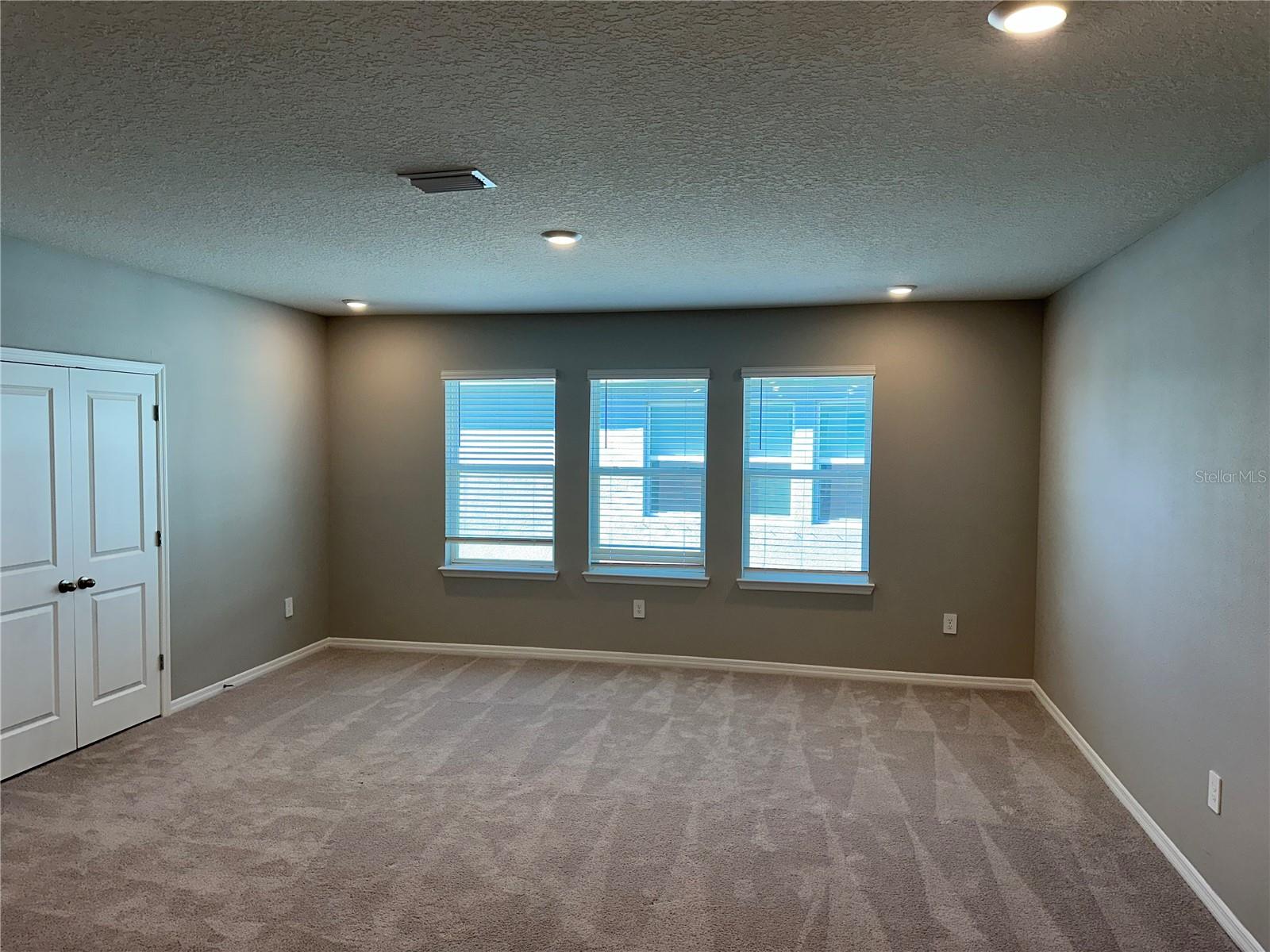 Image 20 of 32 For 17637 Cantarina Cove