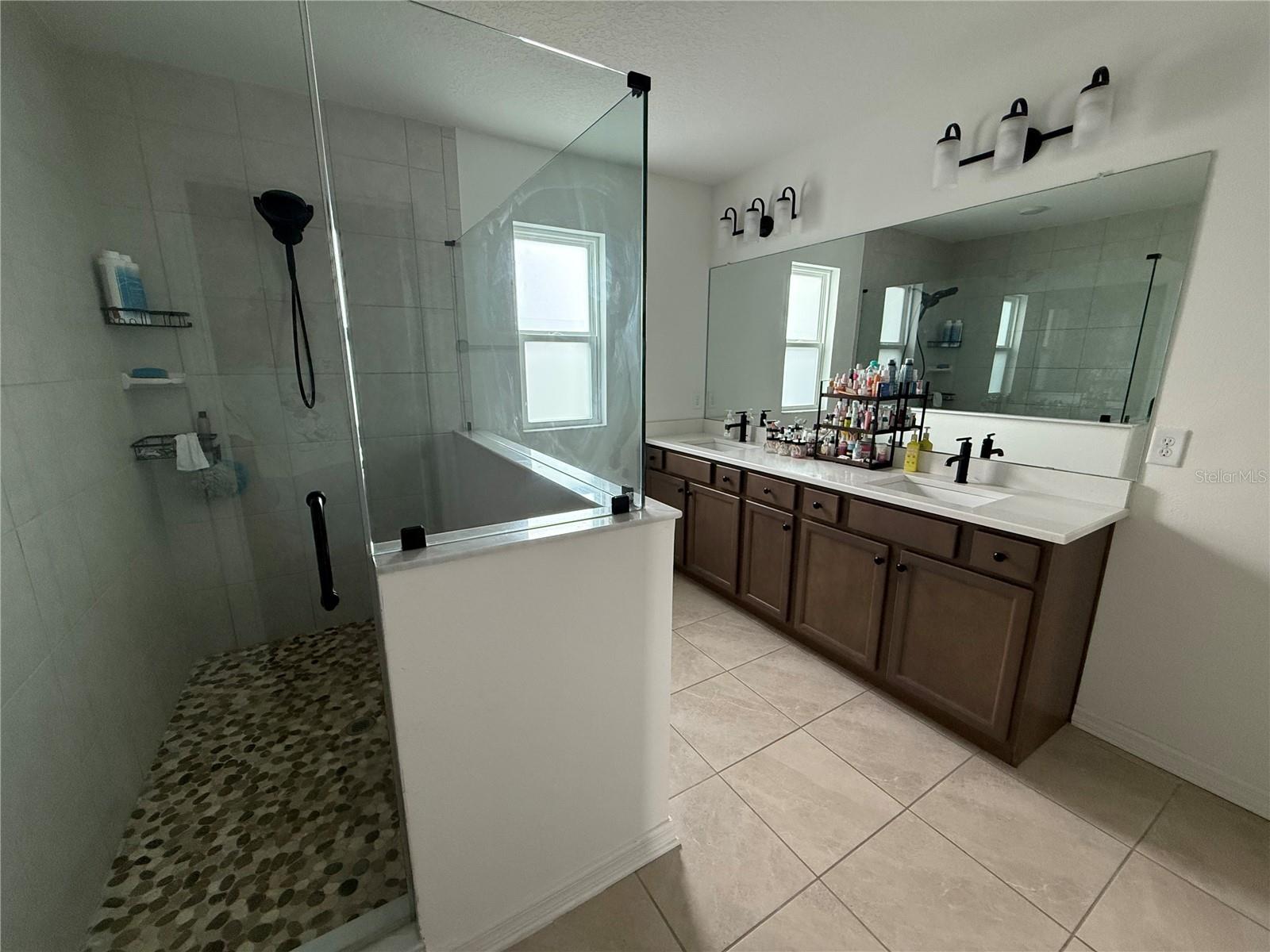 Image 14 of 17 For 4702 Birdsong Drive