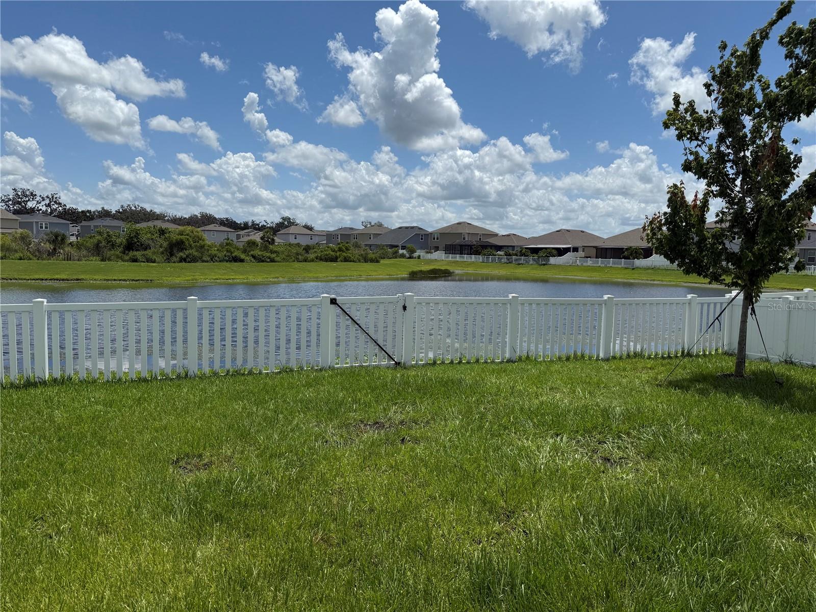 Image 16 of 17 For 4702 Birdsong Drive