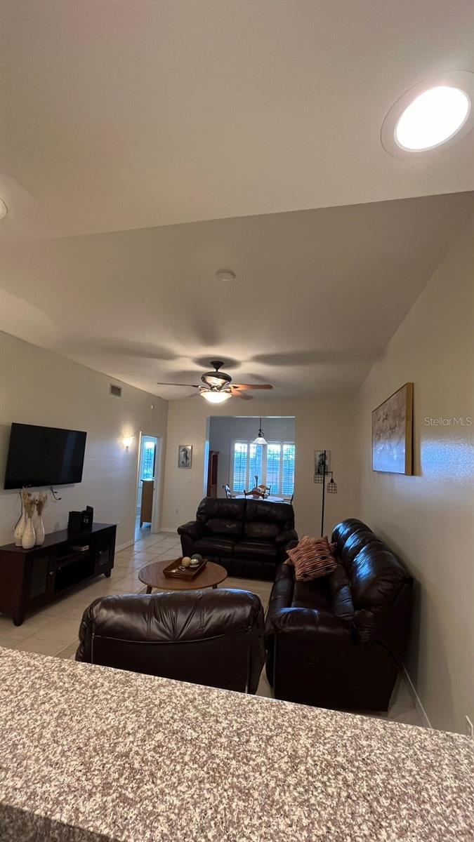 Image 6 of 19 For 3702 54th Drive W 103