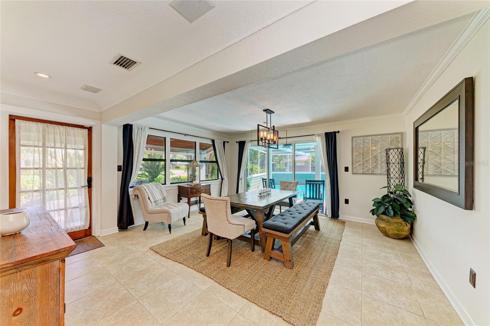 Image 15 of 54 For 2321 Milford Circle