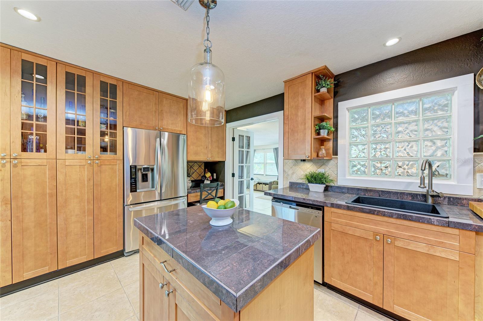 Image 20 of 54 For 2321 Milford Circle