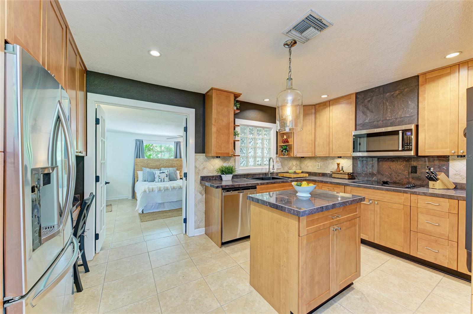 Image 21 of 54 For 2321 Milford Circle