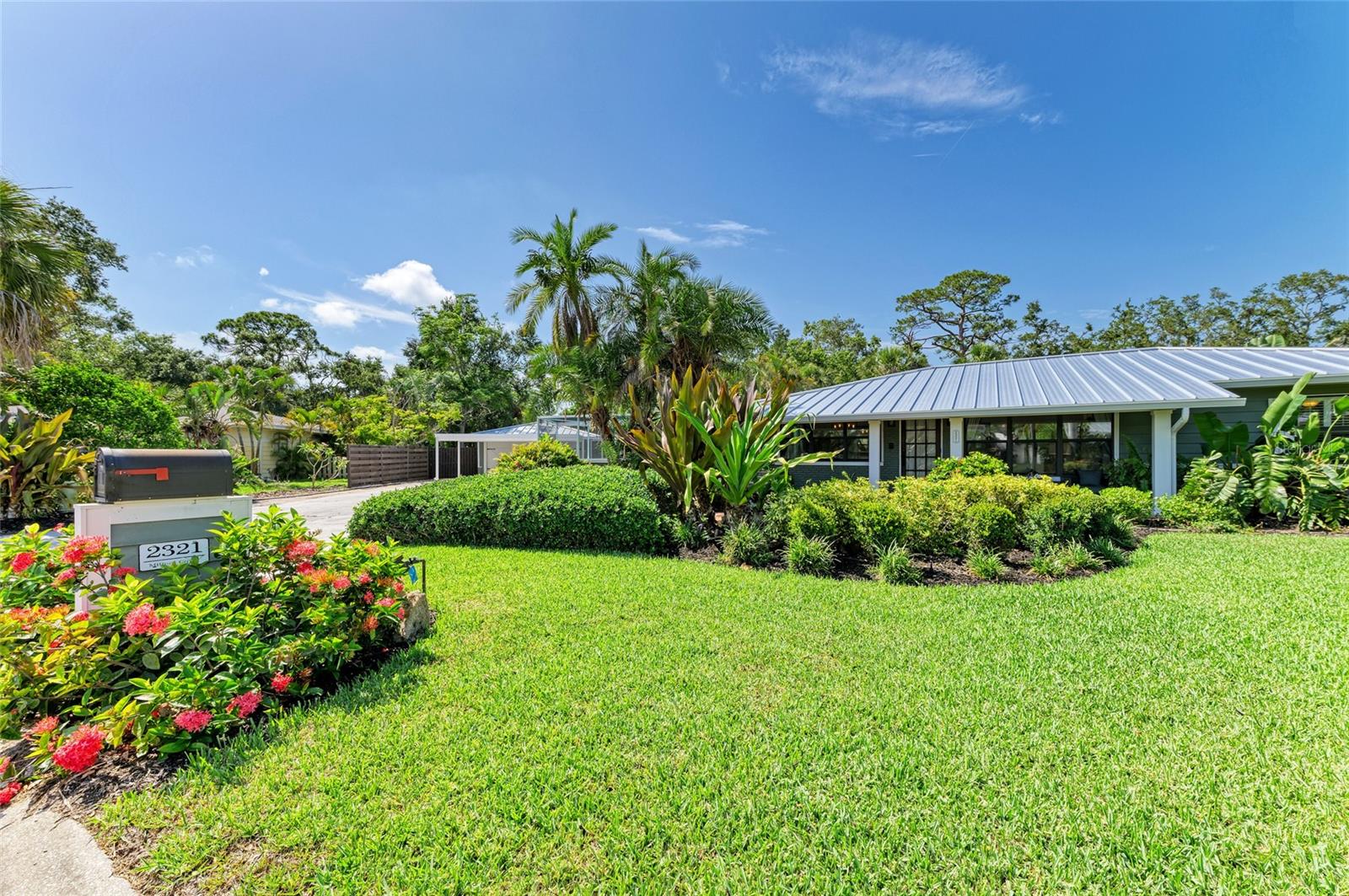 Image 9 of 54 For 2321 Milford Circle