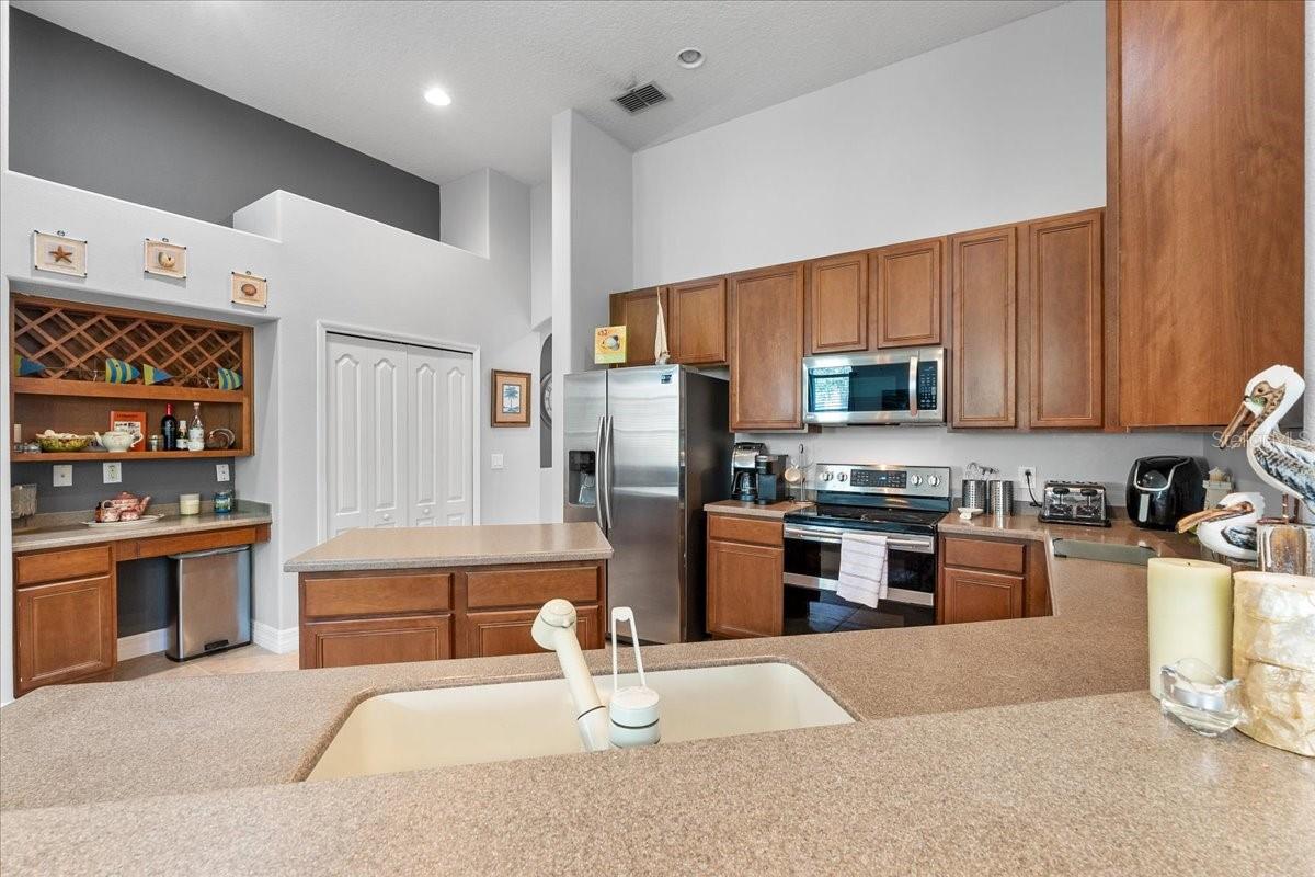 Image 11 of 54 For 4013 Greystone Drive