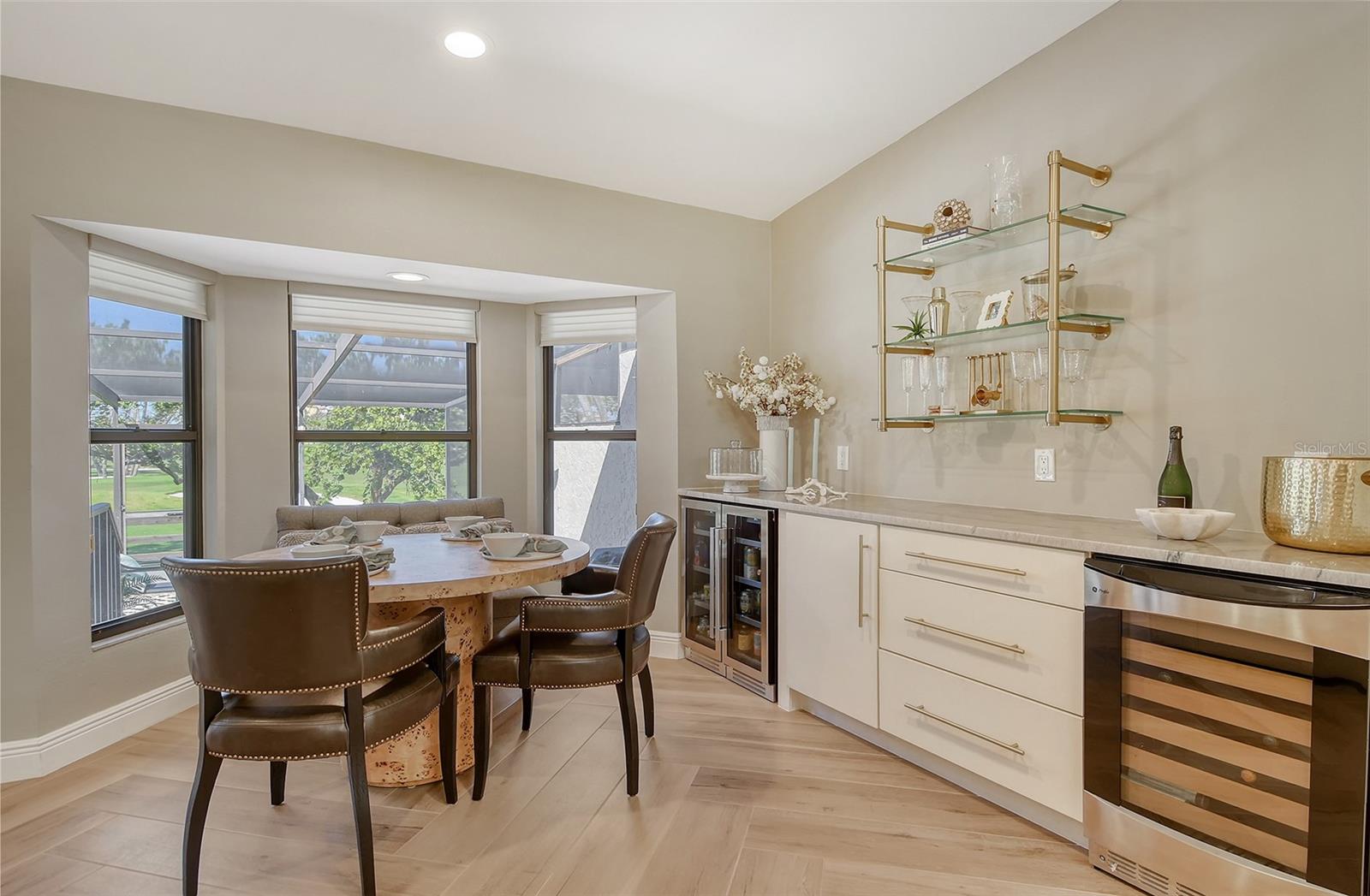 Image 16 of 60 For 2103 Harbourside Drive 1102