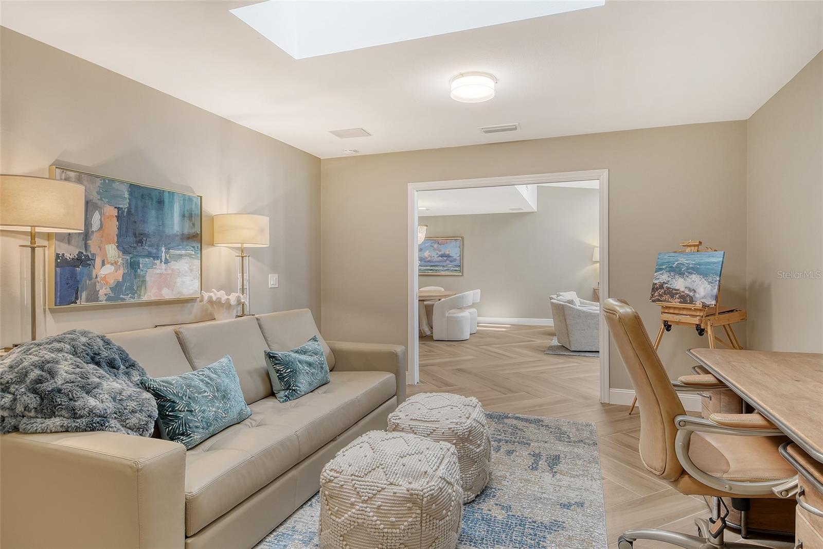 Image 35 of 60 For 2103 Harbourside Drive 1102