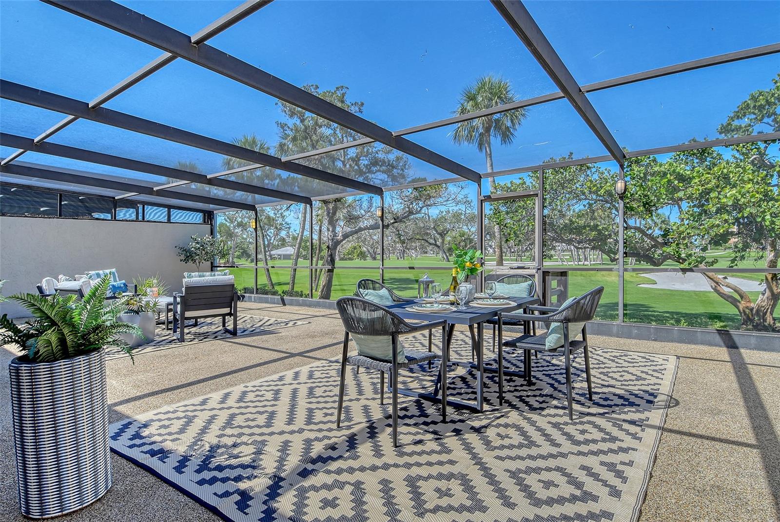 Image 38 of 60 For 2103 Harbourside Drive 1102