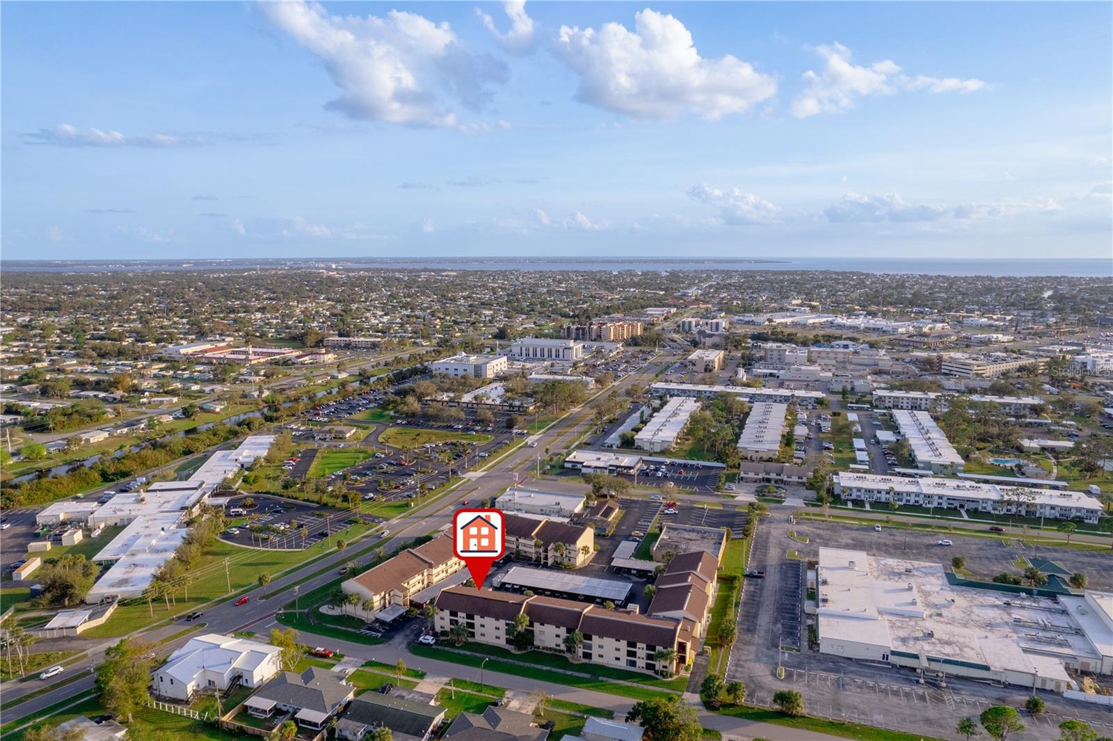 Image 27 of 28 For 2395 Harbor Boulevard 314