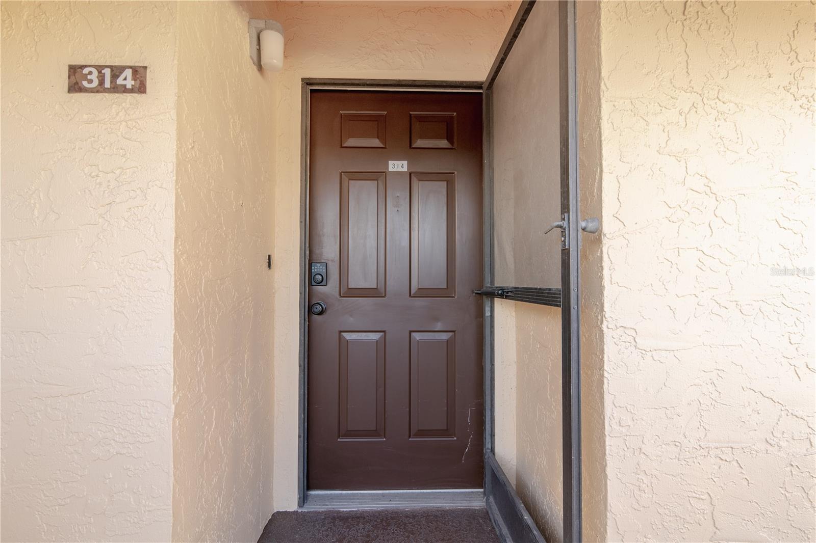 Image 5 of 28 For 2395 Harbor Boulevard 314