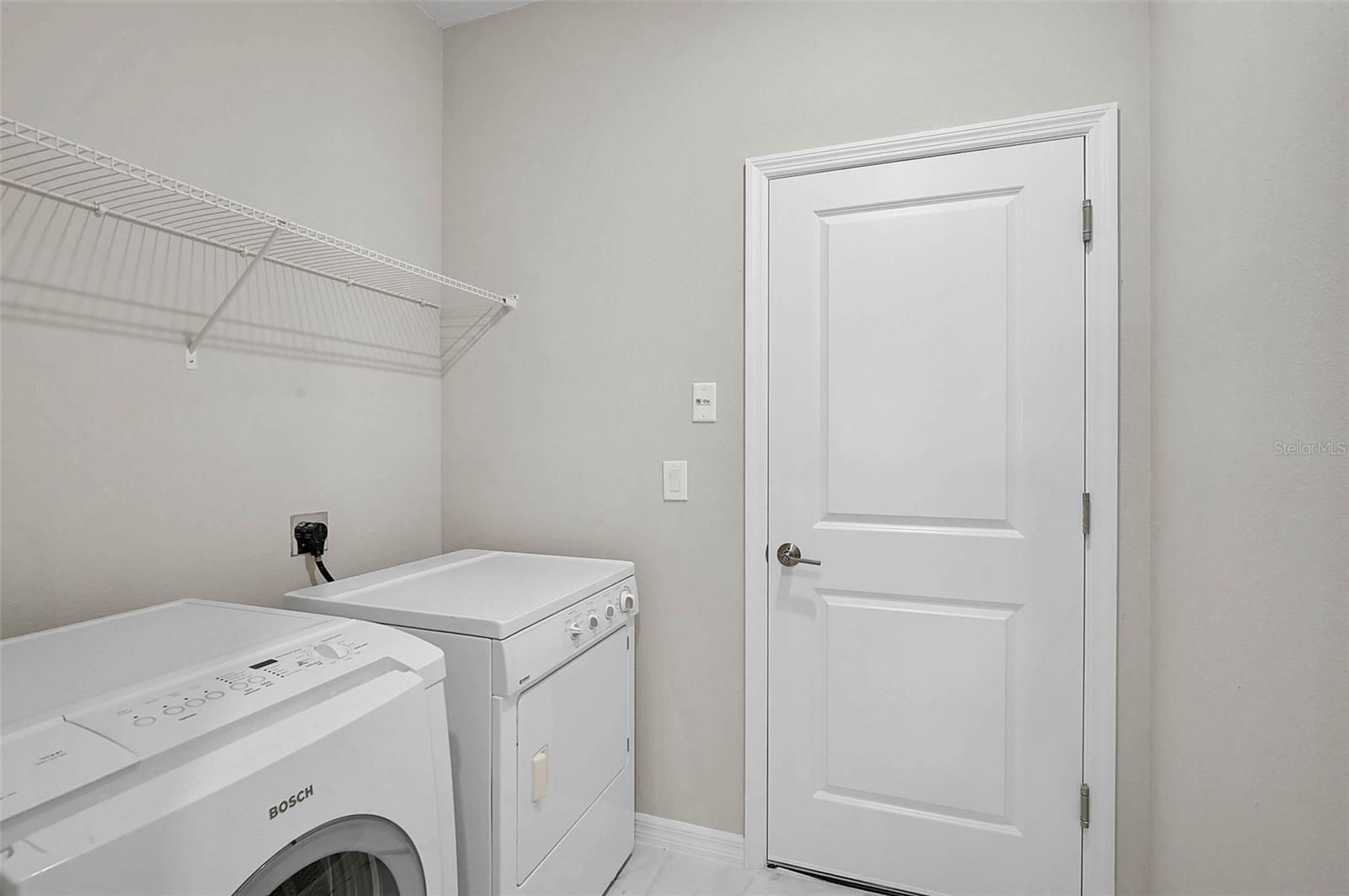 Image 11 of 38 For 5675 Equator Court