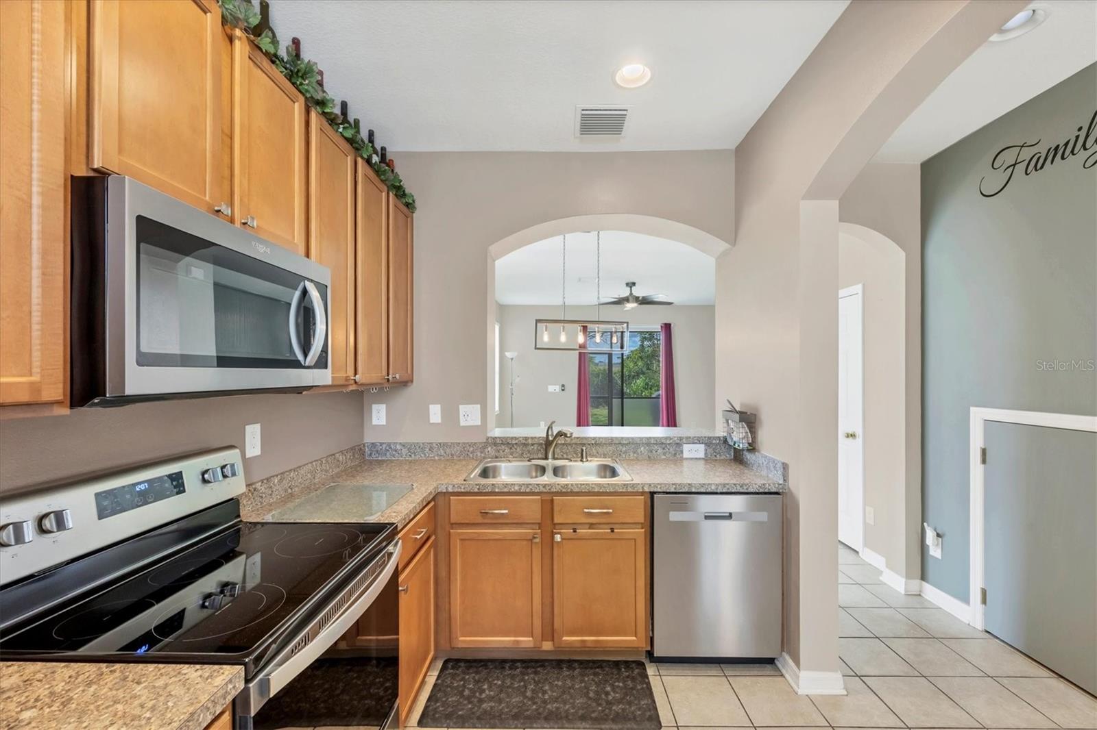 Image 11 of 33 For 1126 Grantham Drive