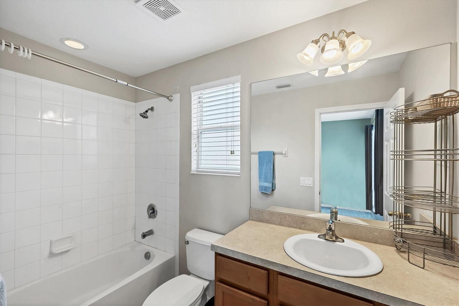 Image 19 of 33 For 1126 Grantham Drive