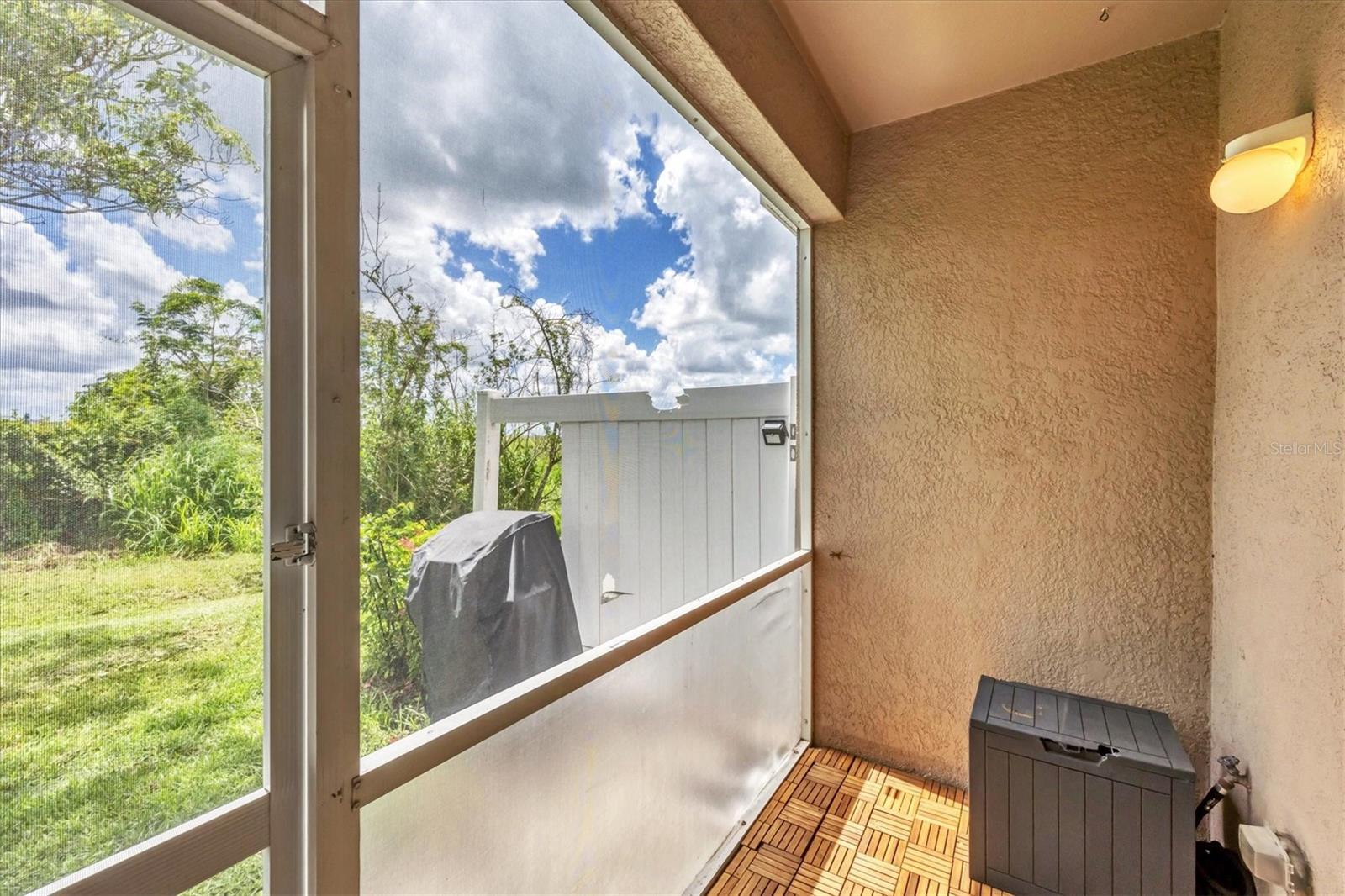 Image 22 of 33 For 1126 Grantham Drive