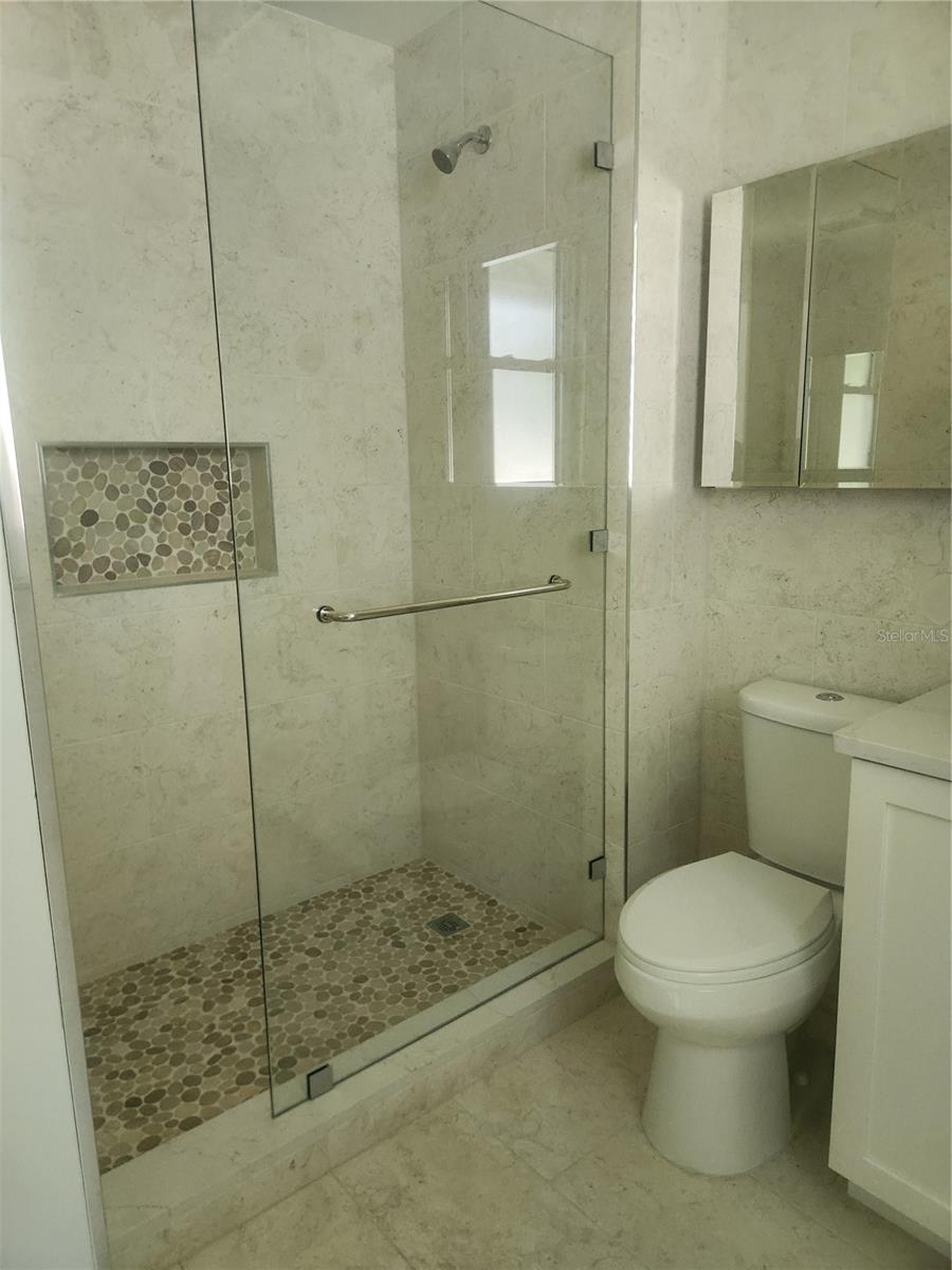 Image 12 of 23 For 1638 South Drive