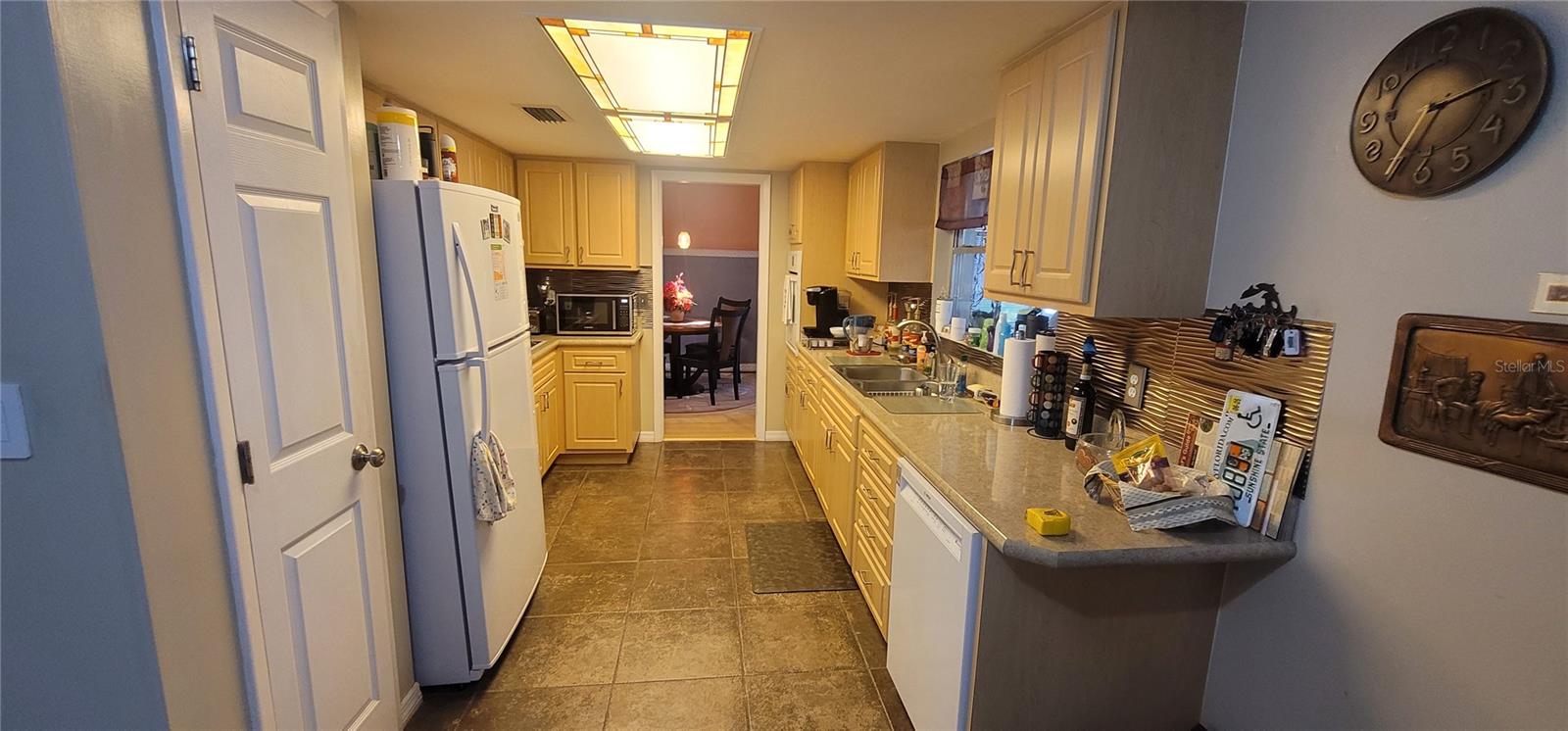 Image 6 of 21 For 120 Monroe Circle N