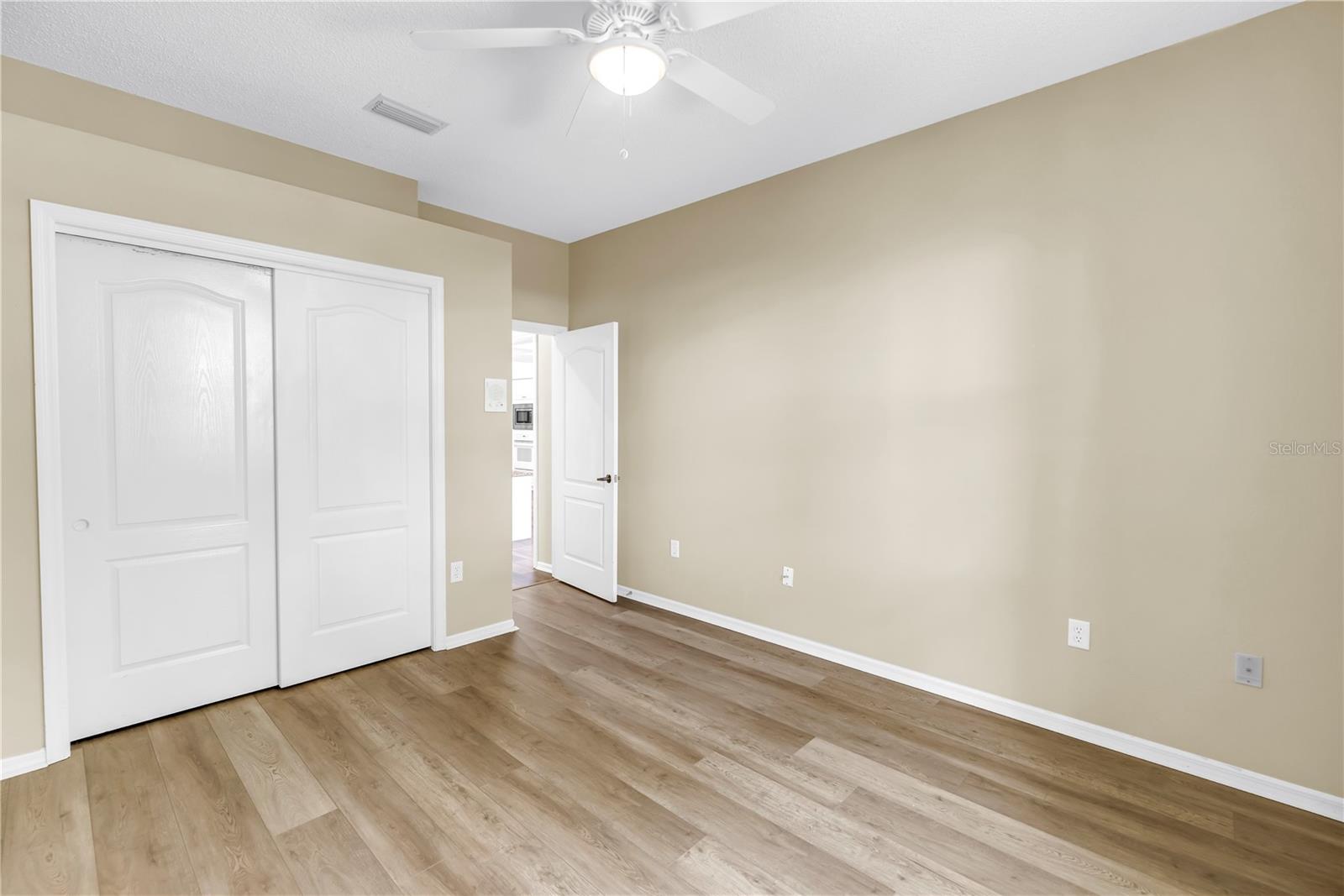 Image 43 of 53 For 4148 Hearthstone Drive