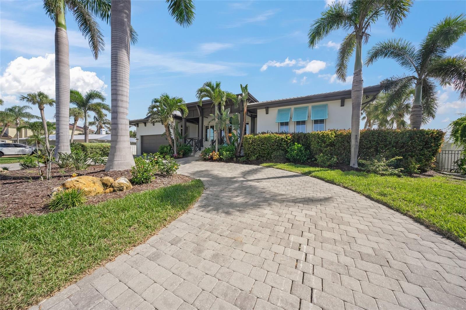 Image 3 of 69 For 5569 Cape Leyte Drive