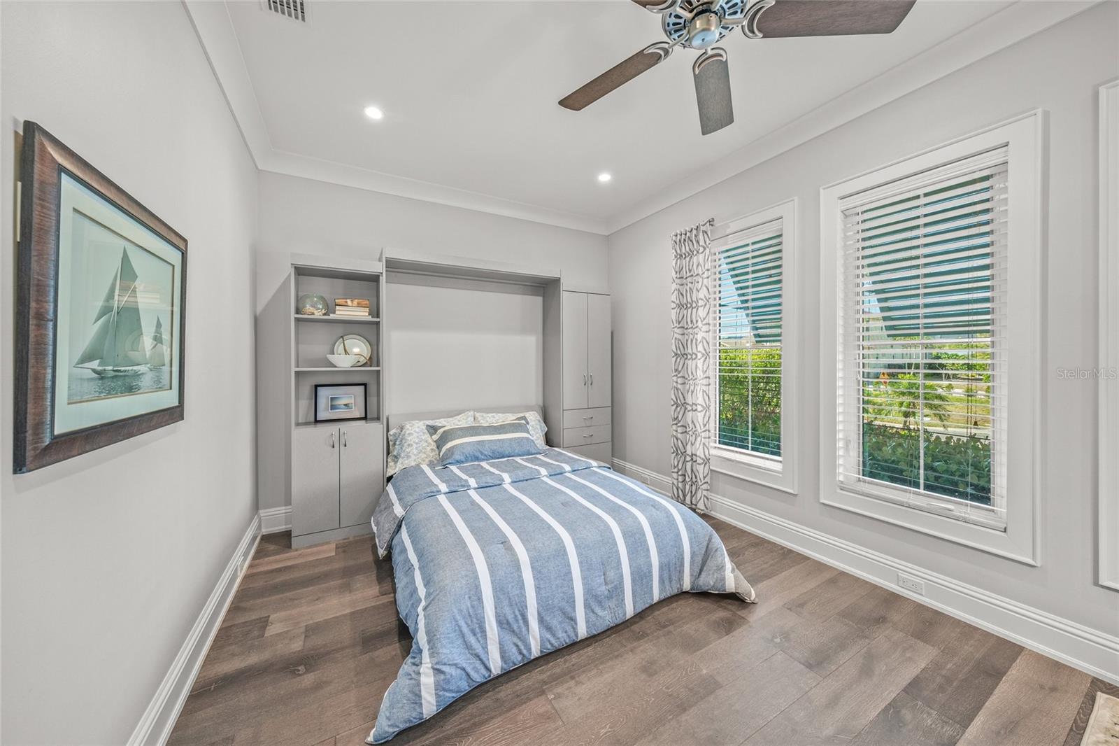 Image 33 of 69 For 5569 Cape Leyte Drive