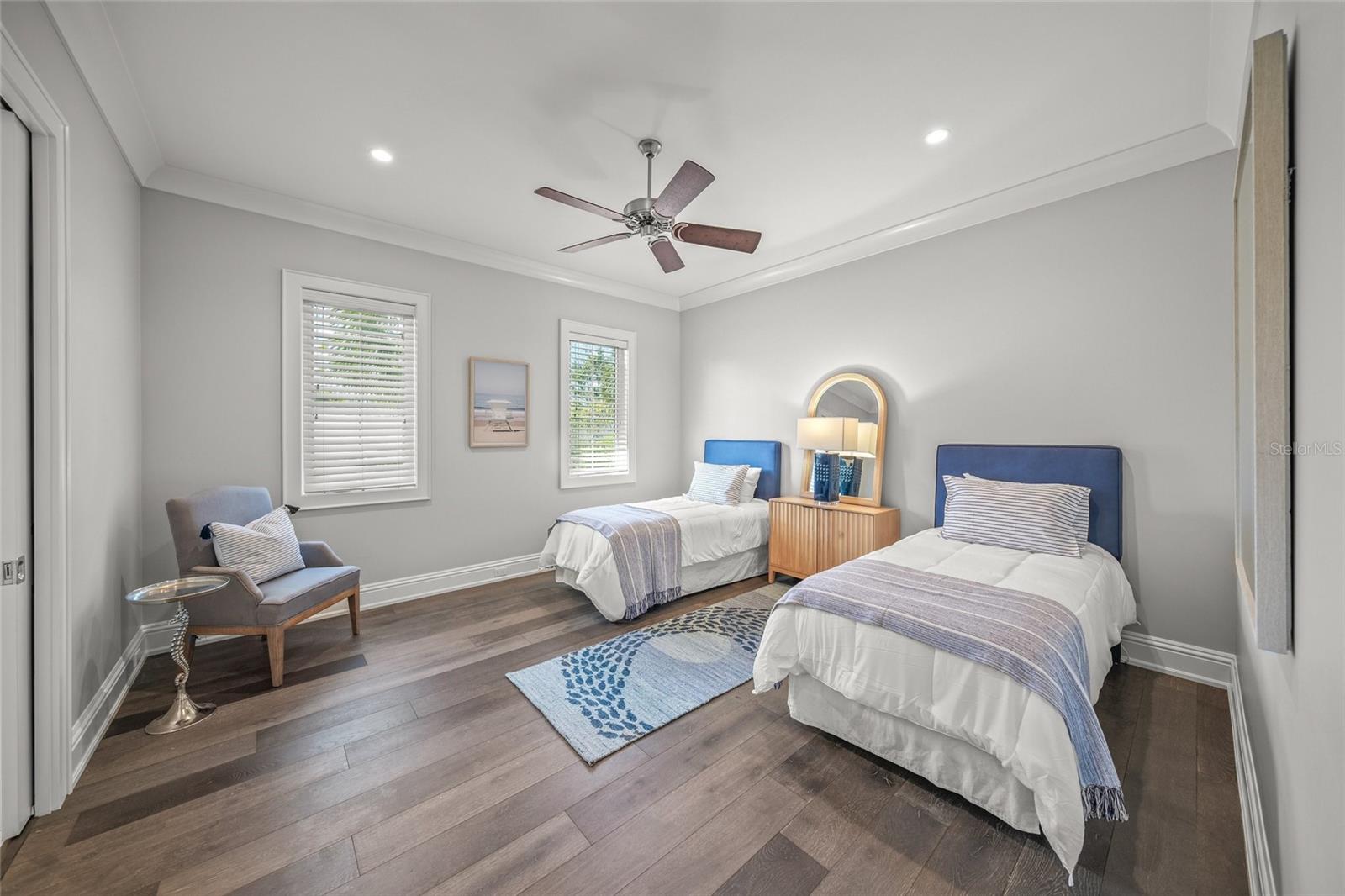 Image 35 of 69 For 5569 Cape Leyte Drive
