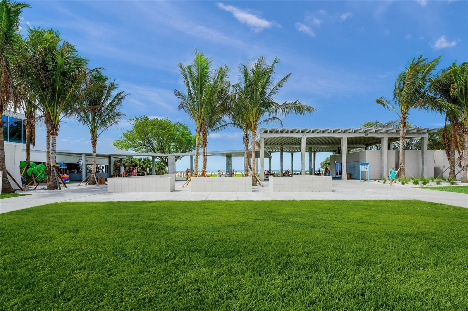 Image 57 of 69 For 5569 Cape Leyte Drive