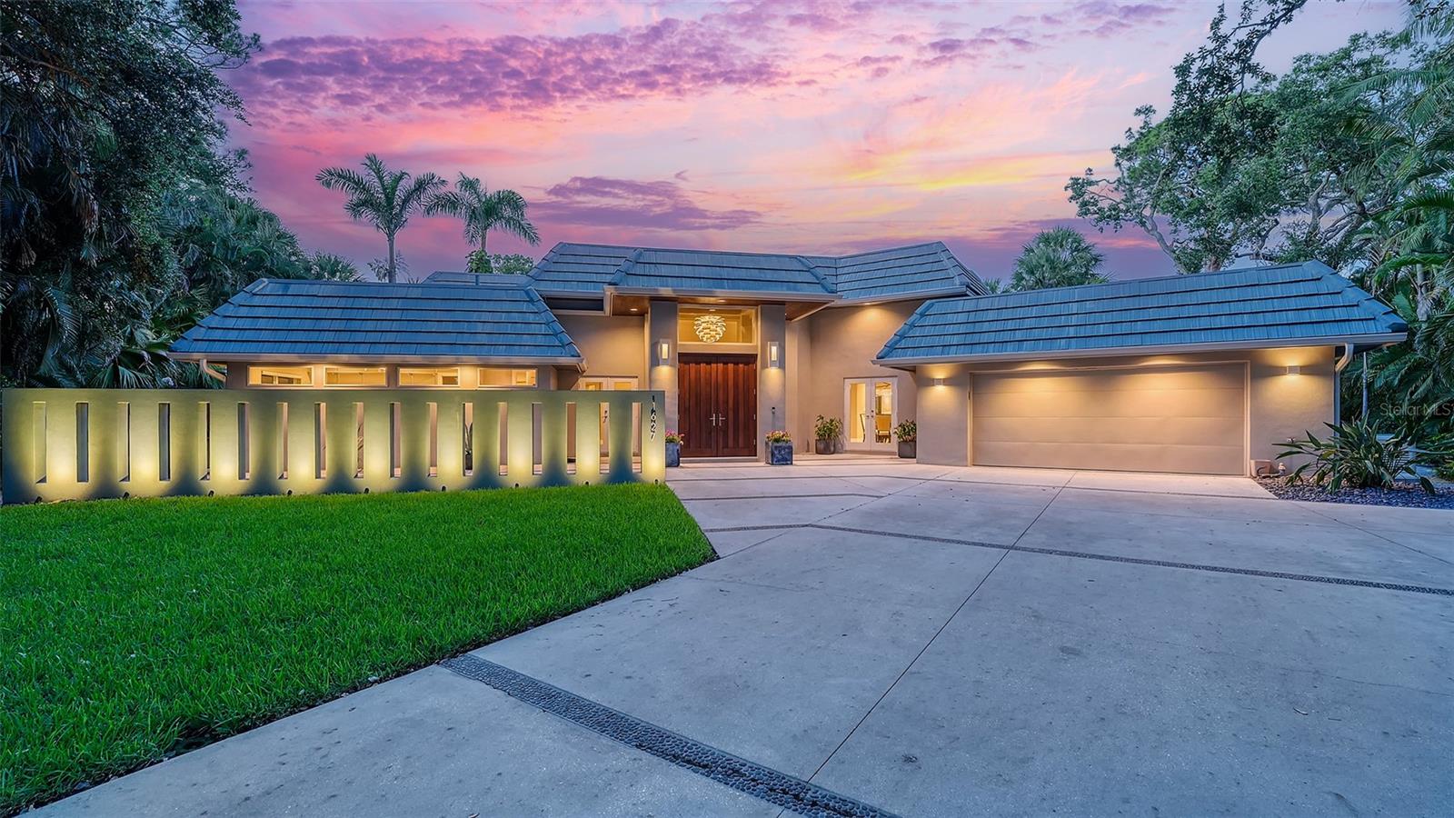Details for 1627 Peregrine Point Court, SARASOTA, FL 34231