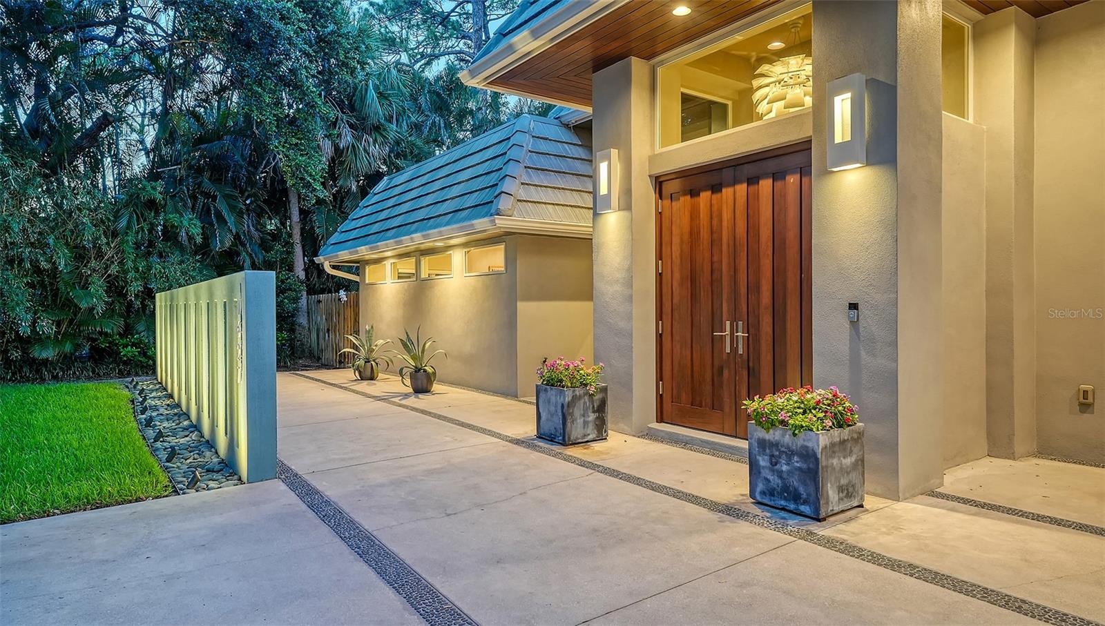 Image 2 of 45 For 1627 Peregrine Point Court
