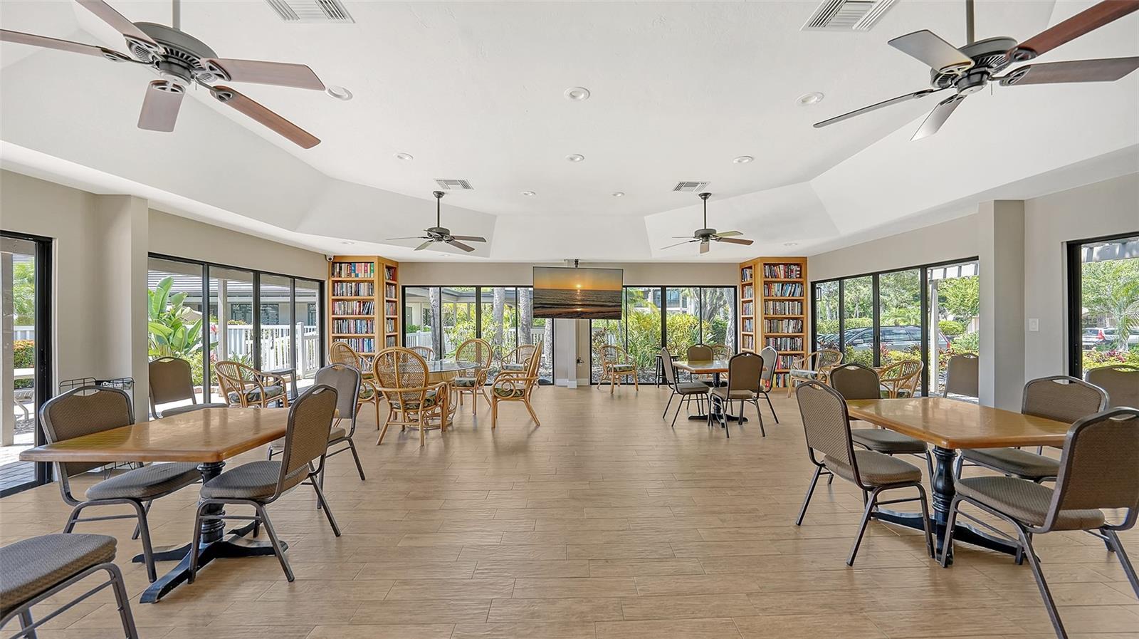 Image 37 of 45 For 1627 Peregrine Point Court