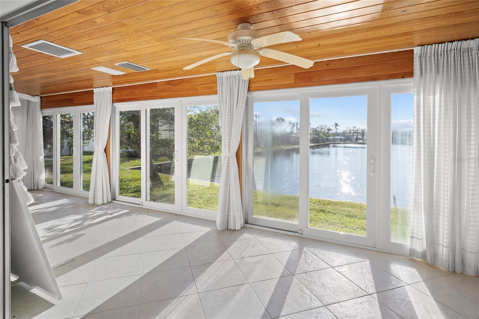 Image 11 of 45 For 655 Spanish Way