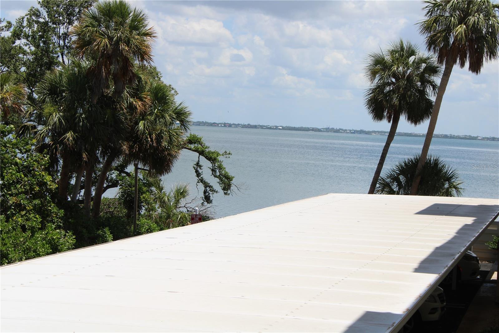 Image 33 of 54 For 3810 Gulf Of Mexico Drive F206
