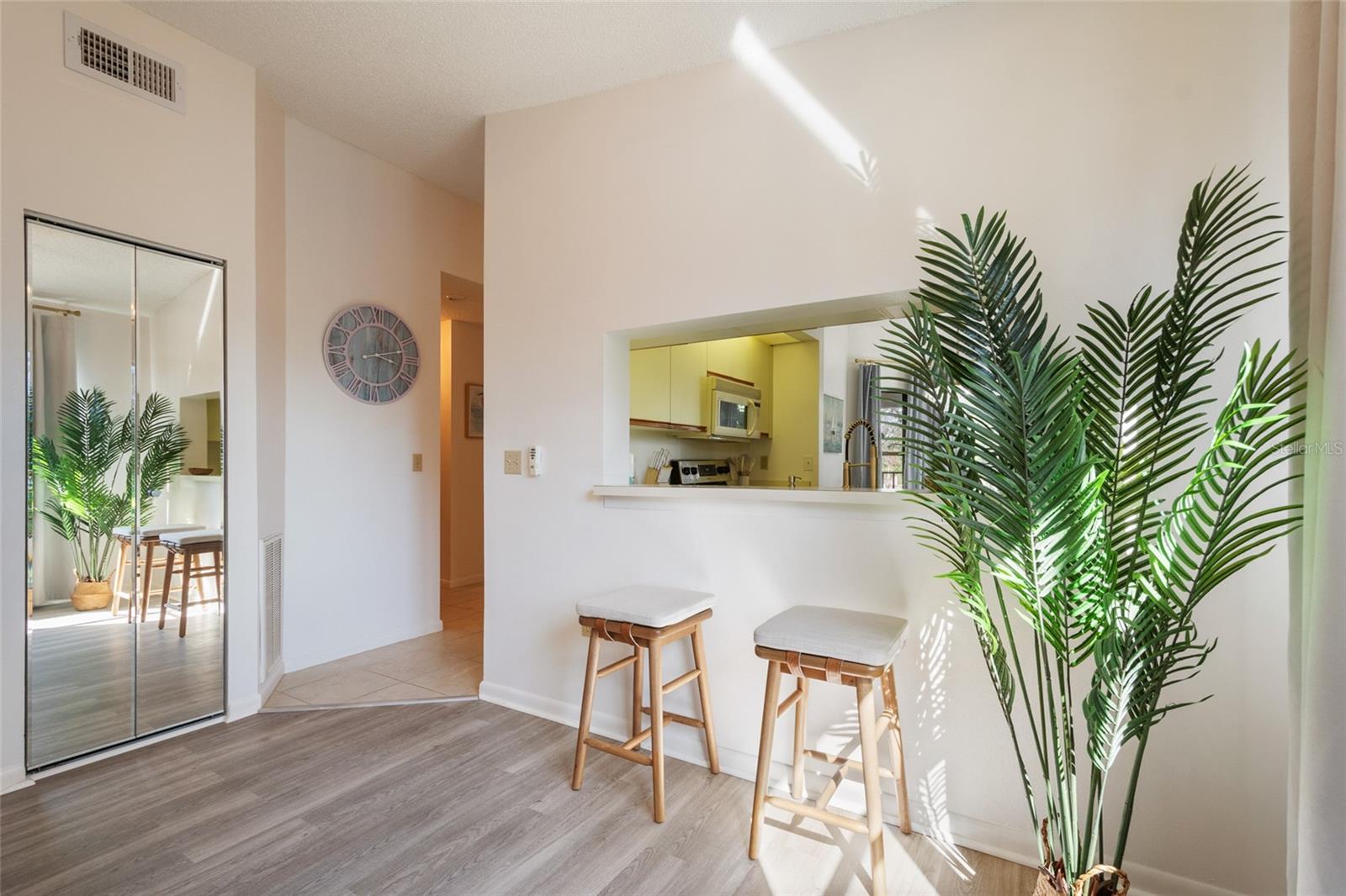 Image 23 of 61 For 4411 46th Avenue W 201