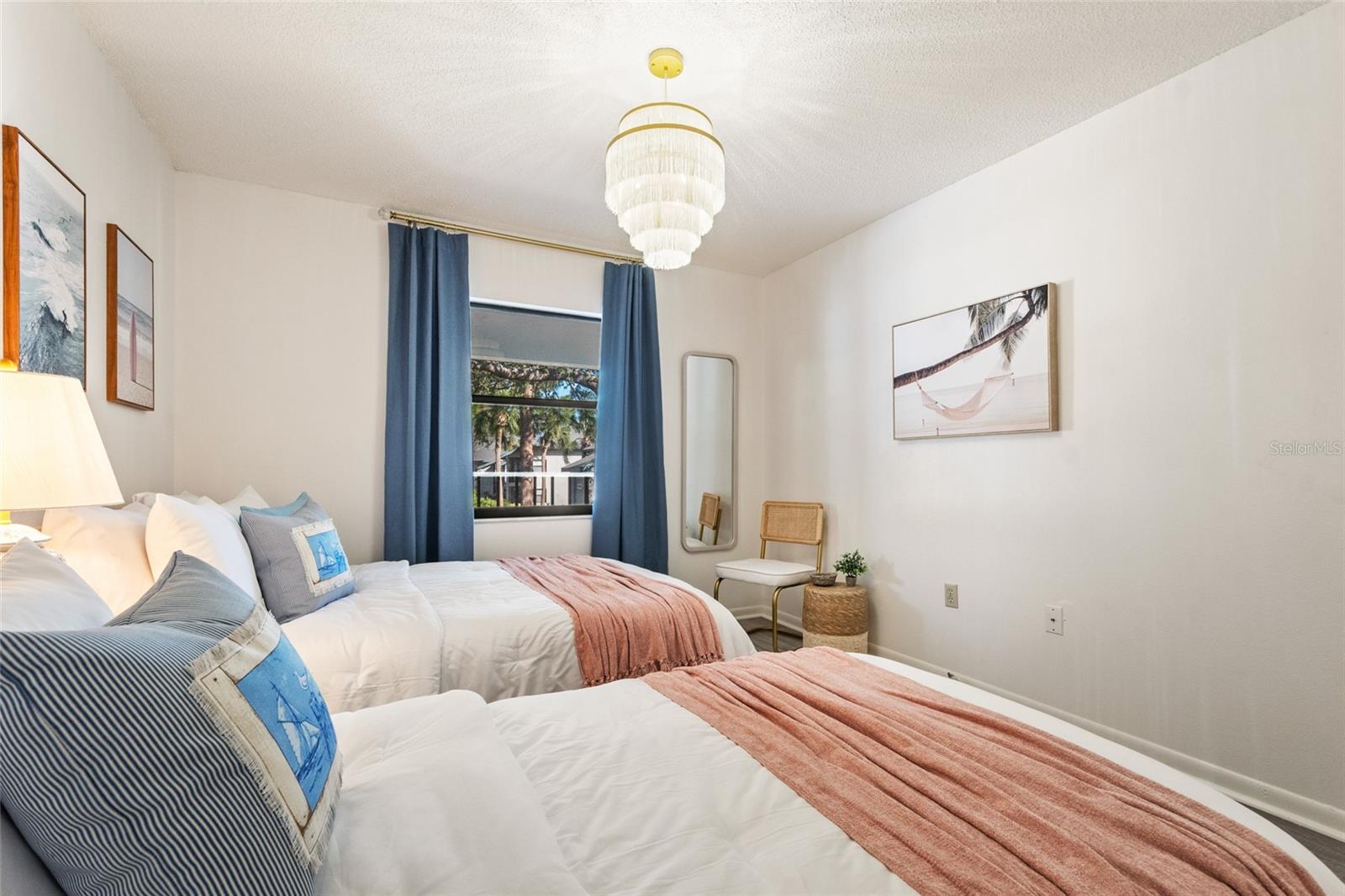 Image 44 of 61 For 4411 46th Avenue W 201