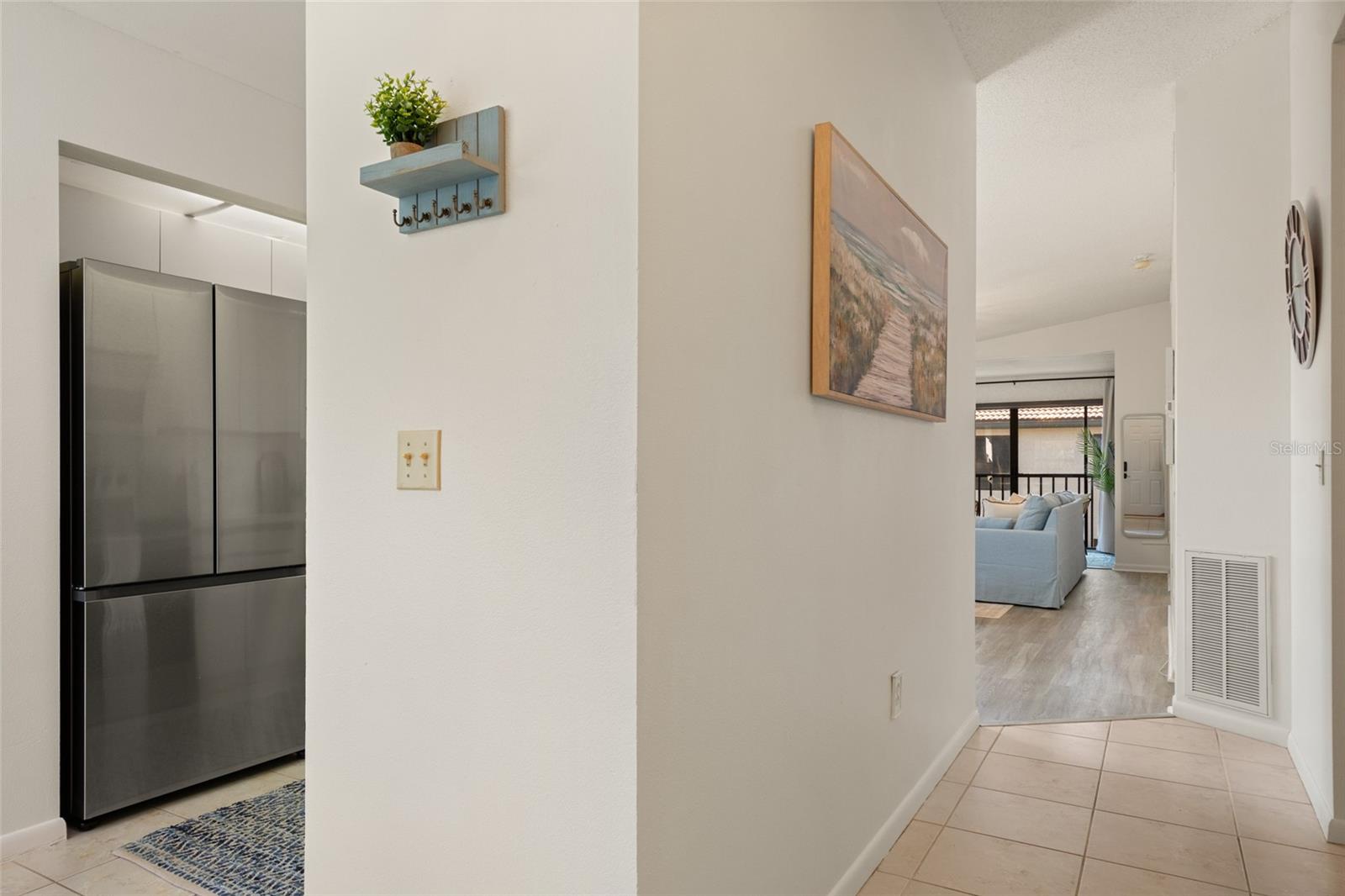 Image 6 of 61 For 4411 46th Avenue W 201