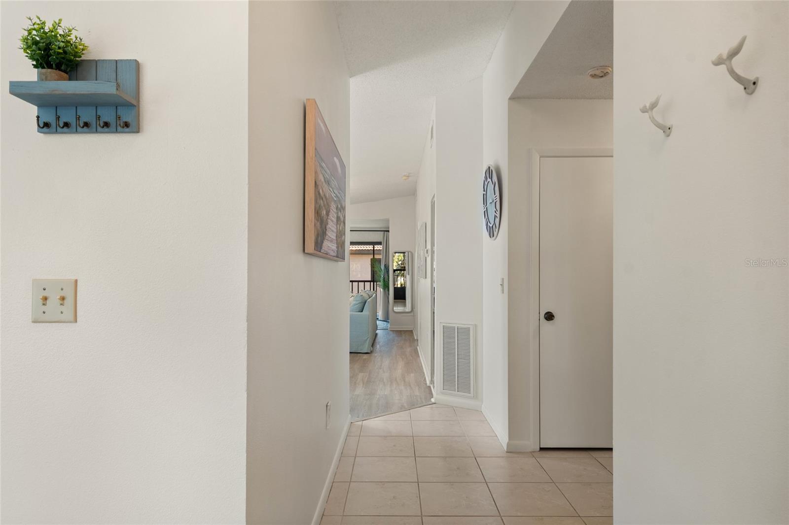 Image 7 of 61 For 4411 46th Avenue W 201