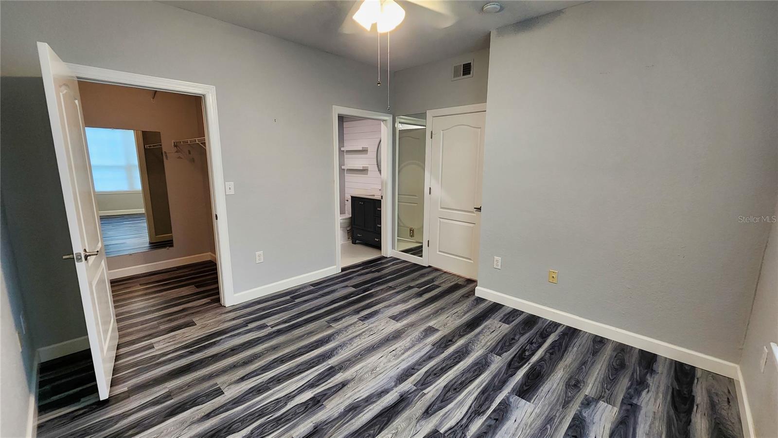 Image 46 of 51 For 4102 Central Sarasota Parkway 924