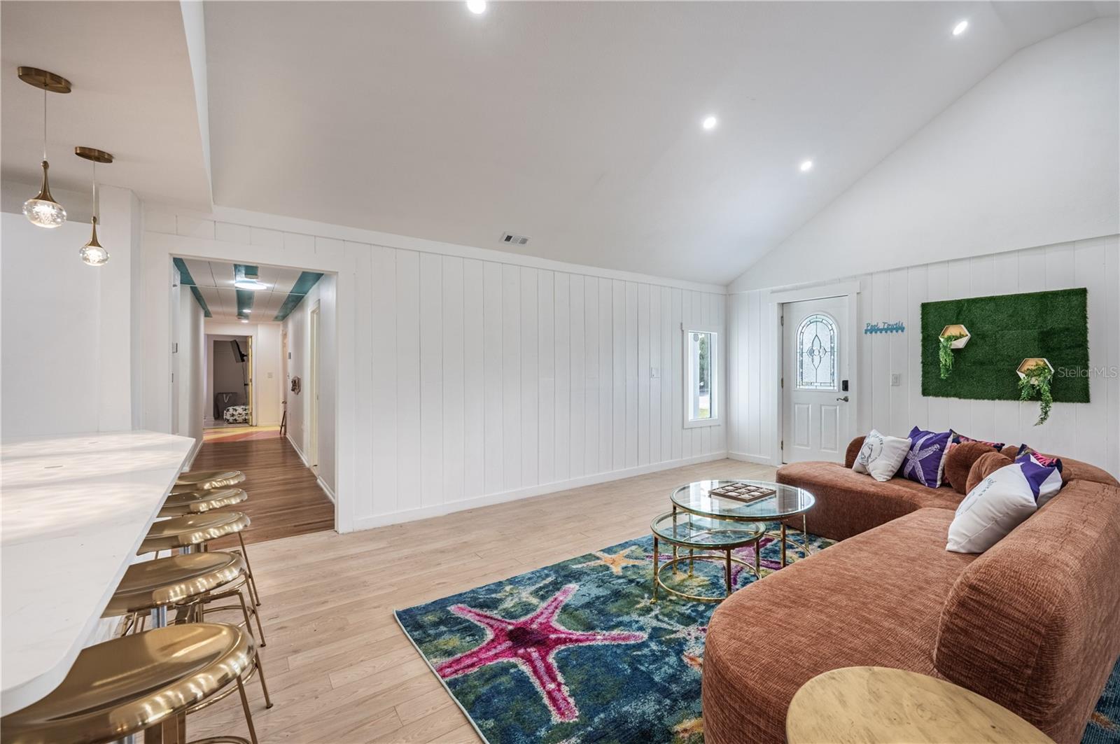 Image 12 of 71 For 8709 9th Avenue Nw