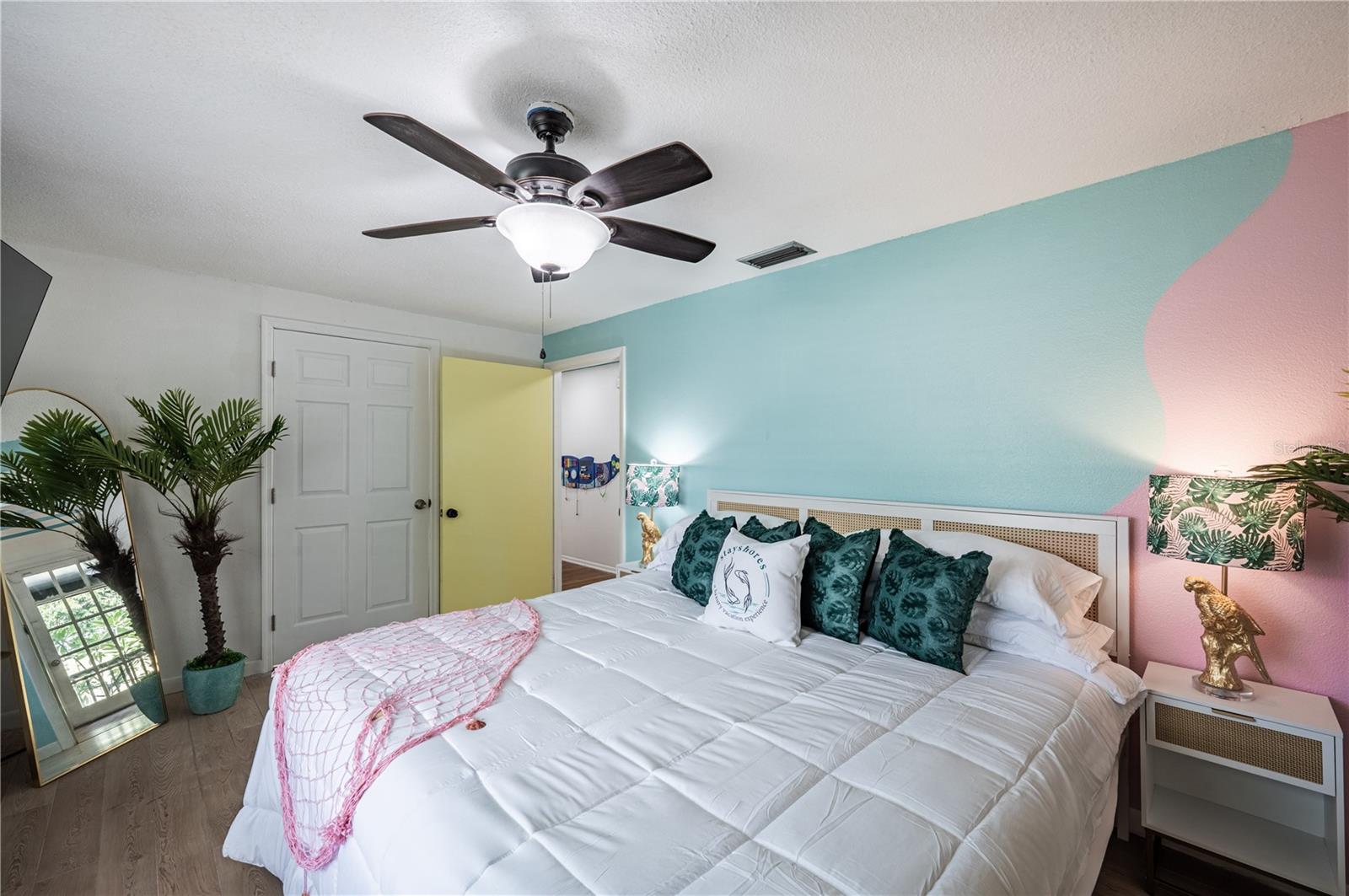 Image 29 of 71 For 8709 9th Avenue Nw